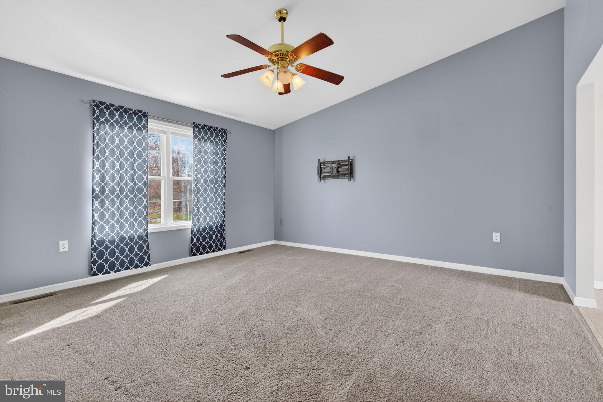 LAKE MEADE - Residential