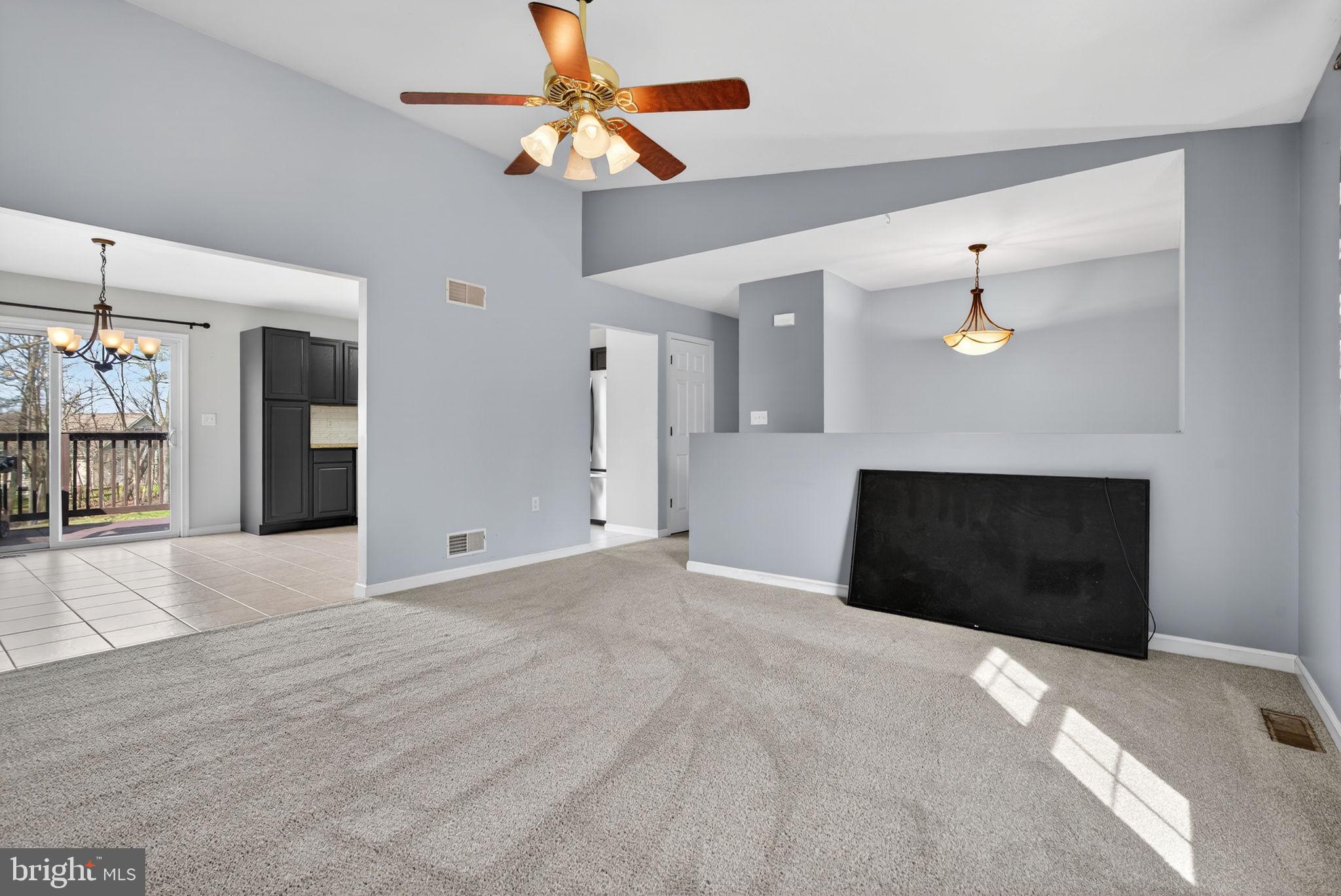 LAKE MEADE - Residential