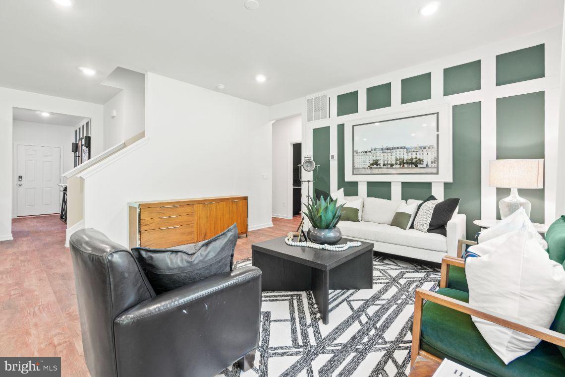 VALLEY VIEW - Residential