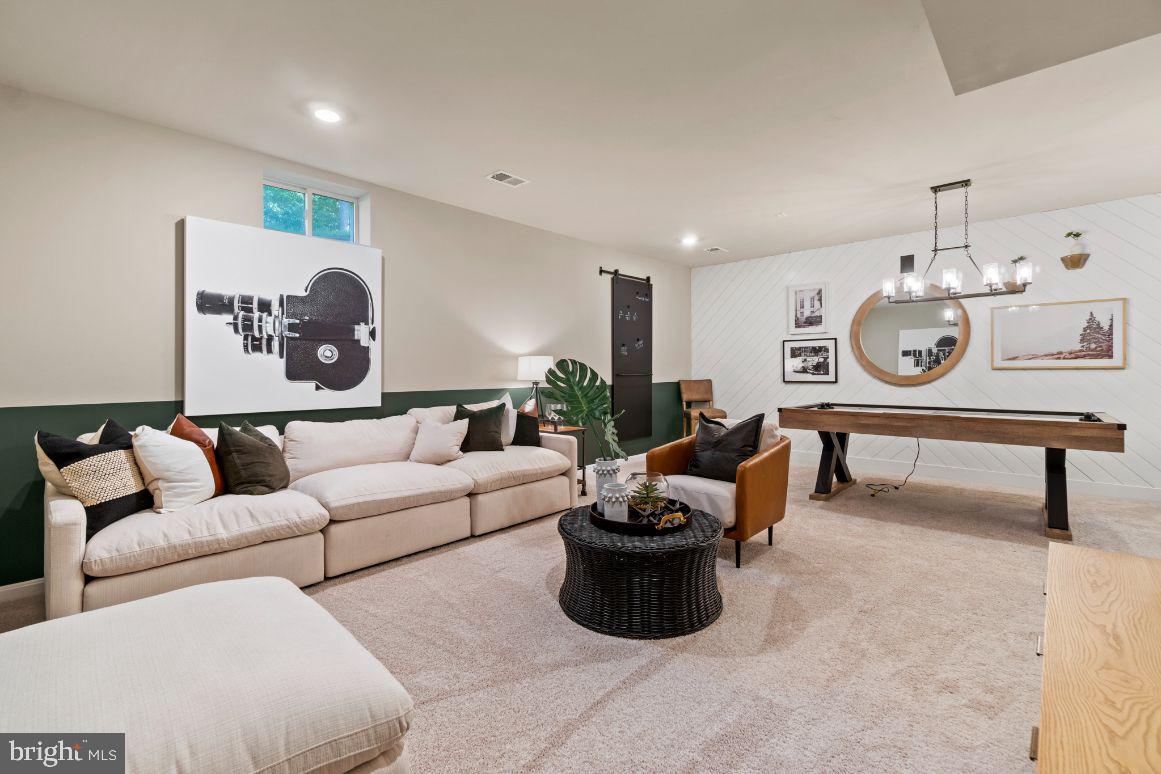 VALLEY VIEW - Residential