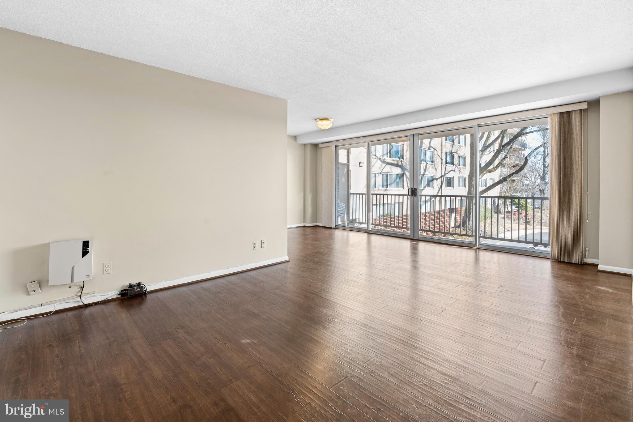 HYATTSVILLE - Residential