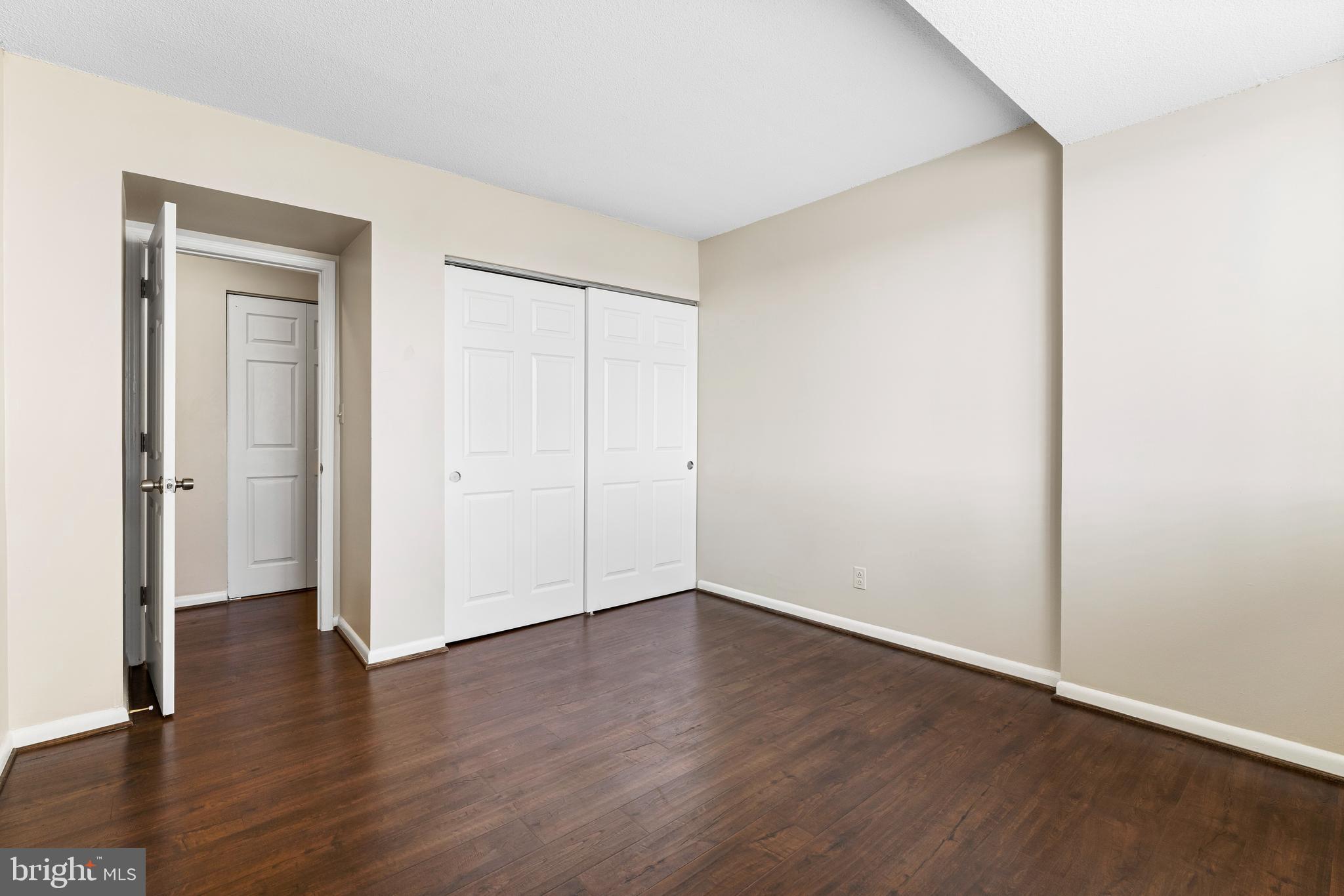 HYATTSVILLE - Residential