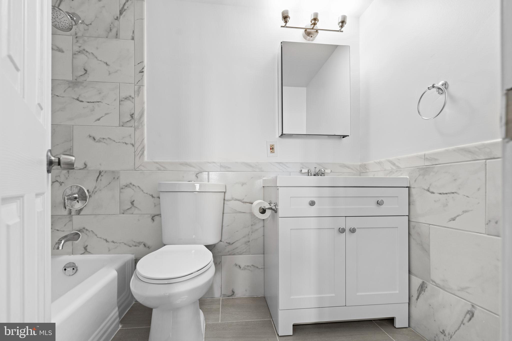 HYATTSVILLE - Residential