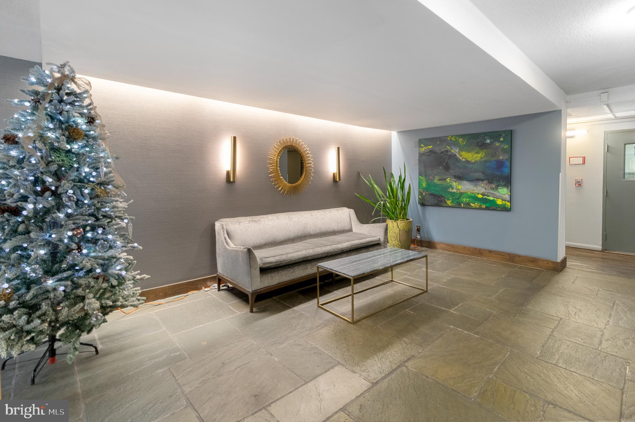 HYATTSVILLE - Residential