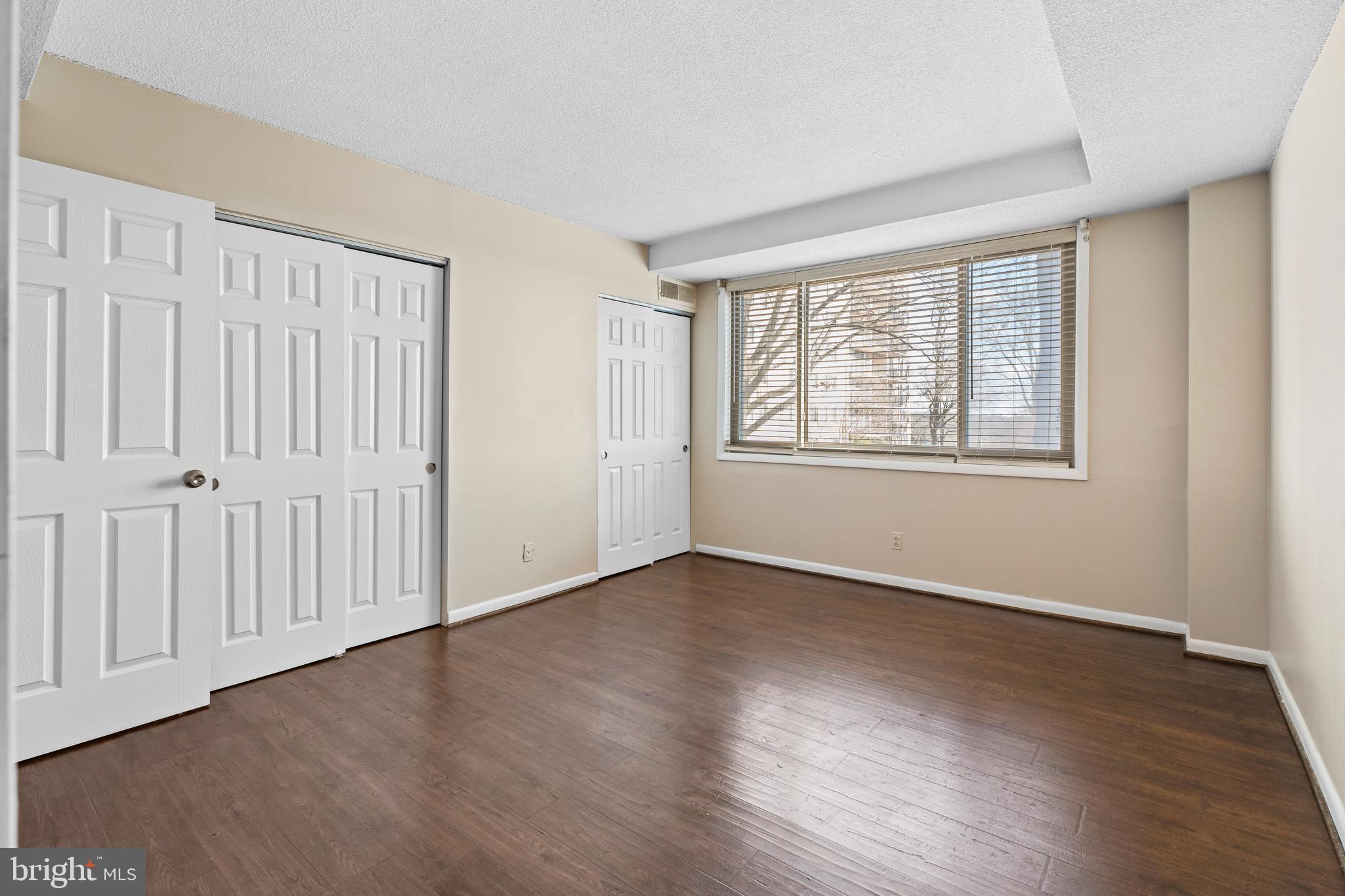 HYATTSVILLE - Residential