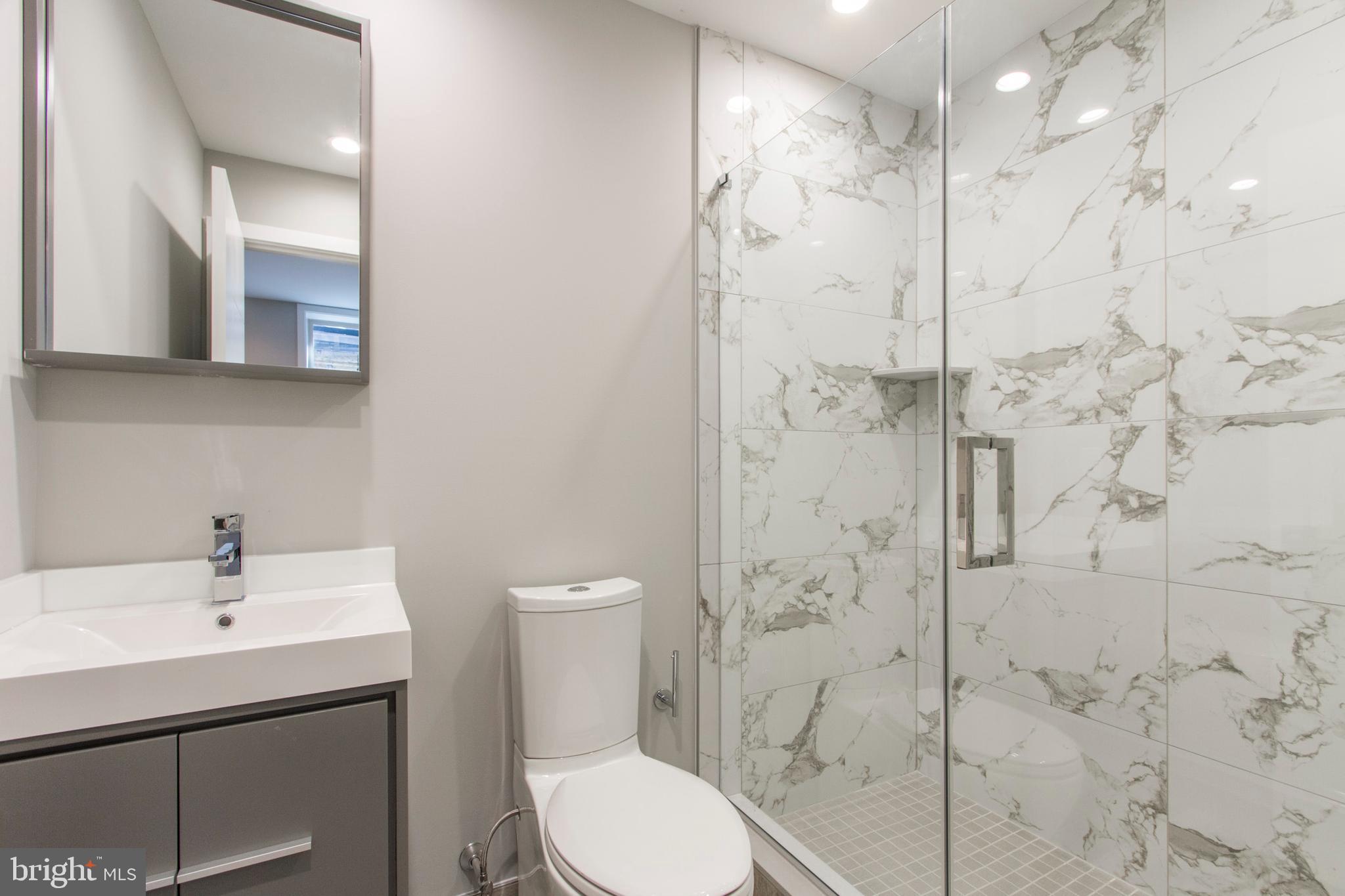 GRADUATE HOSPITAL - Residential Lease