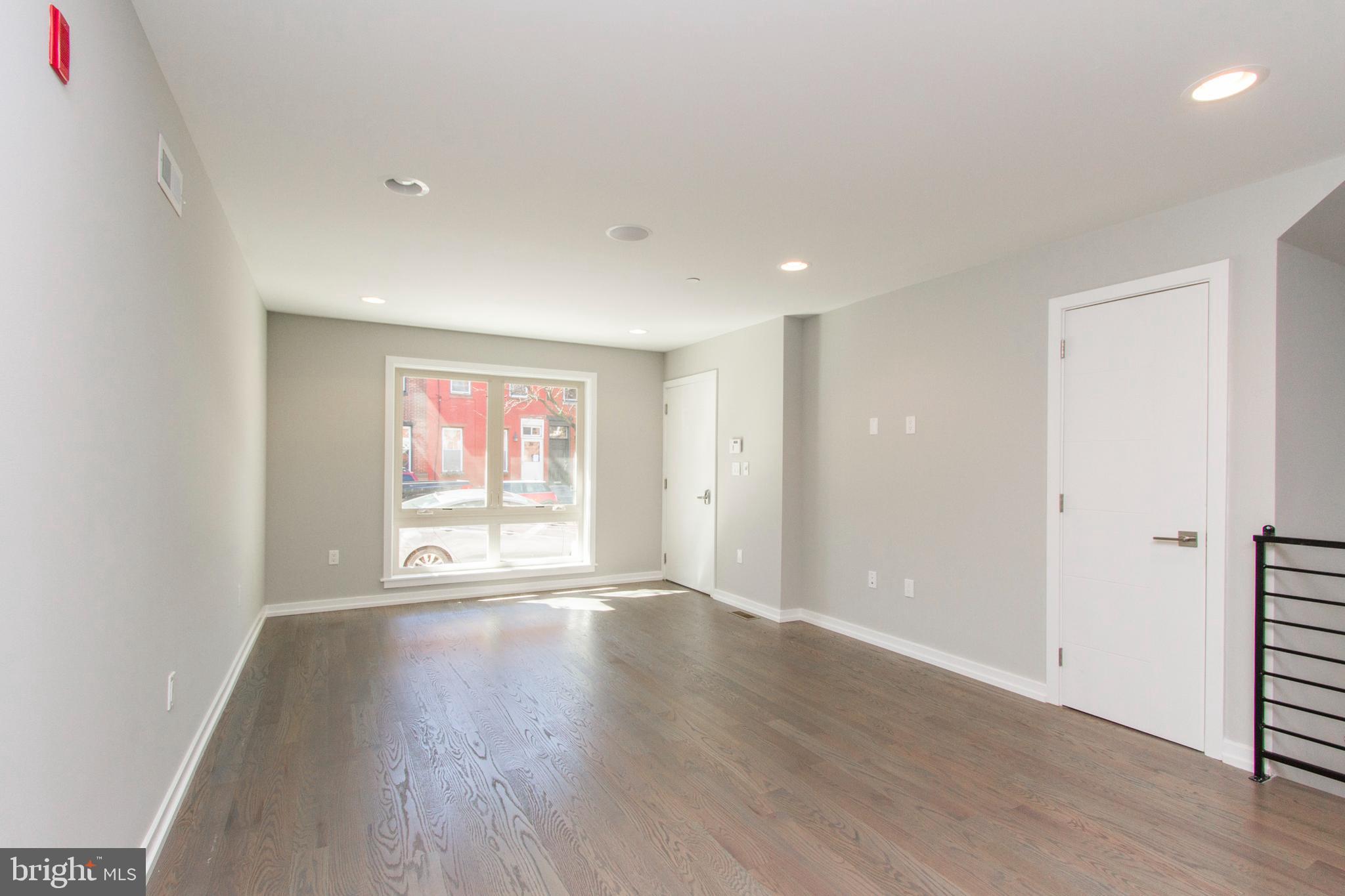 GRADUATE HOSPITAL - Residential Lease