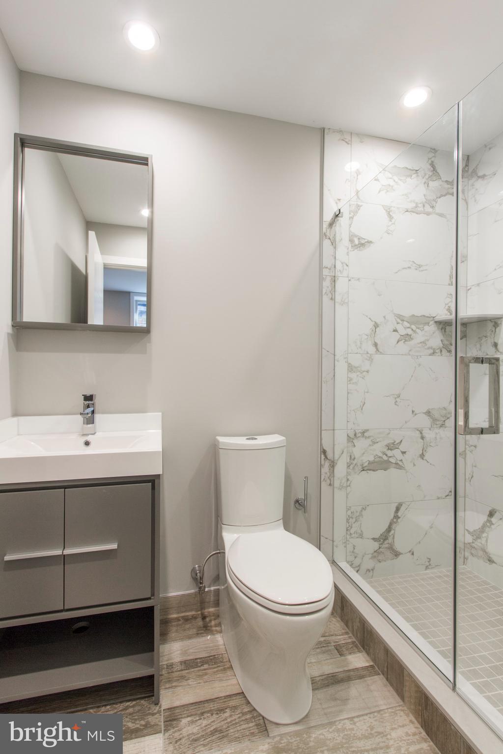 GRADUATE HOSPITAL - Residential Lease