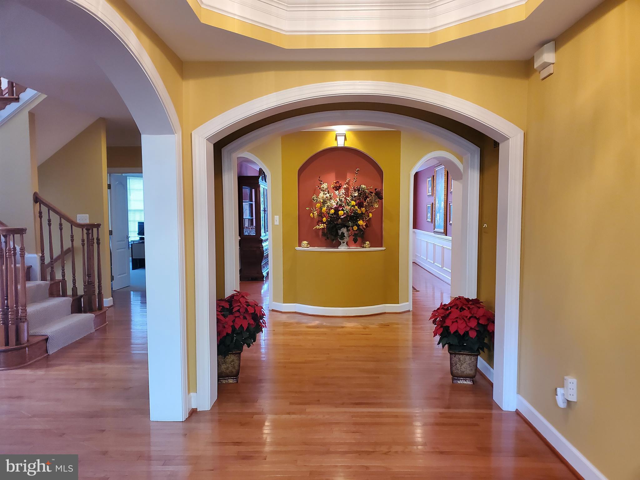 KINGS CROSSING - Residential