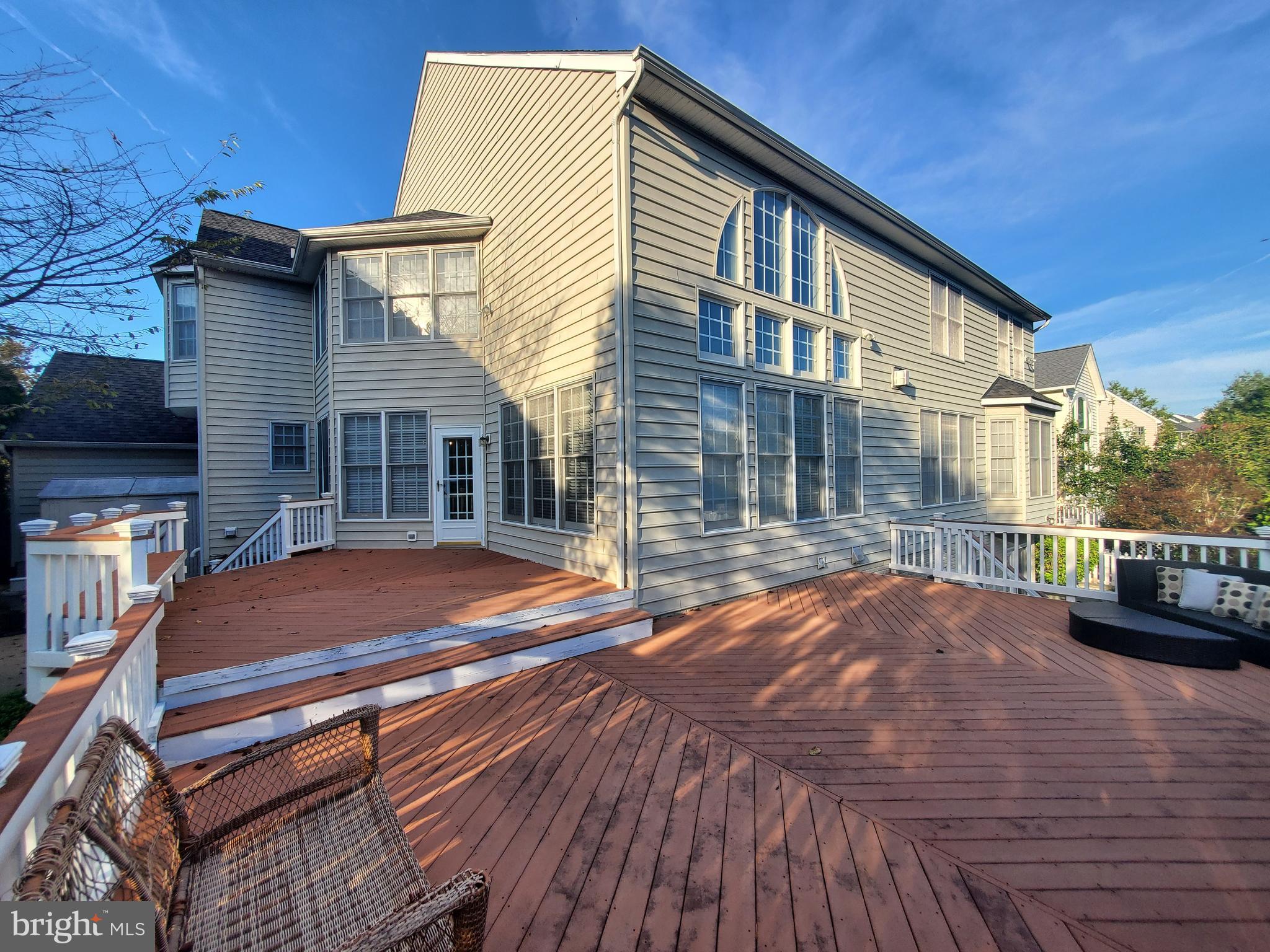 KINGS CROSSING - Residential