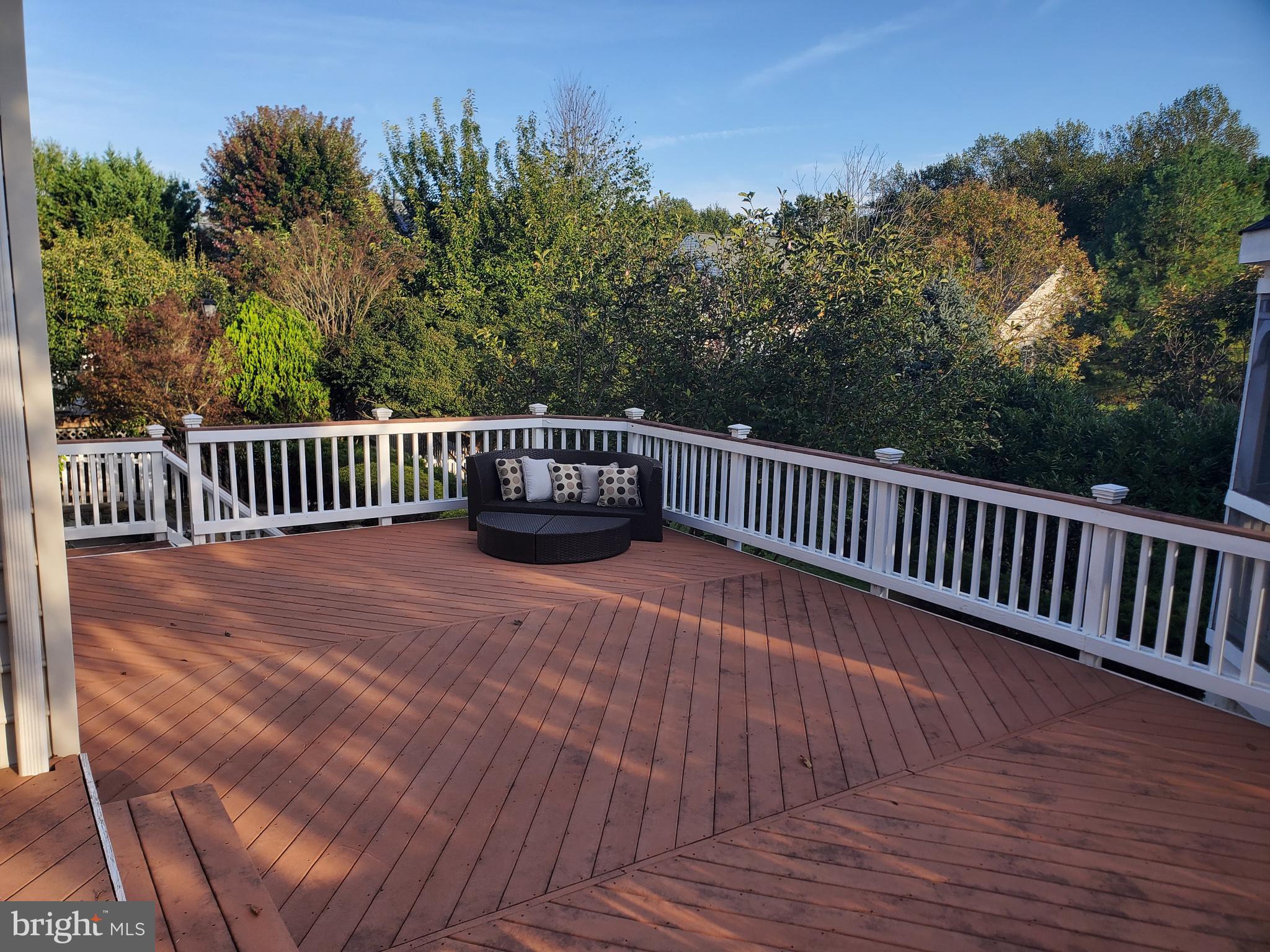 KINGS CROSSING - Residential