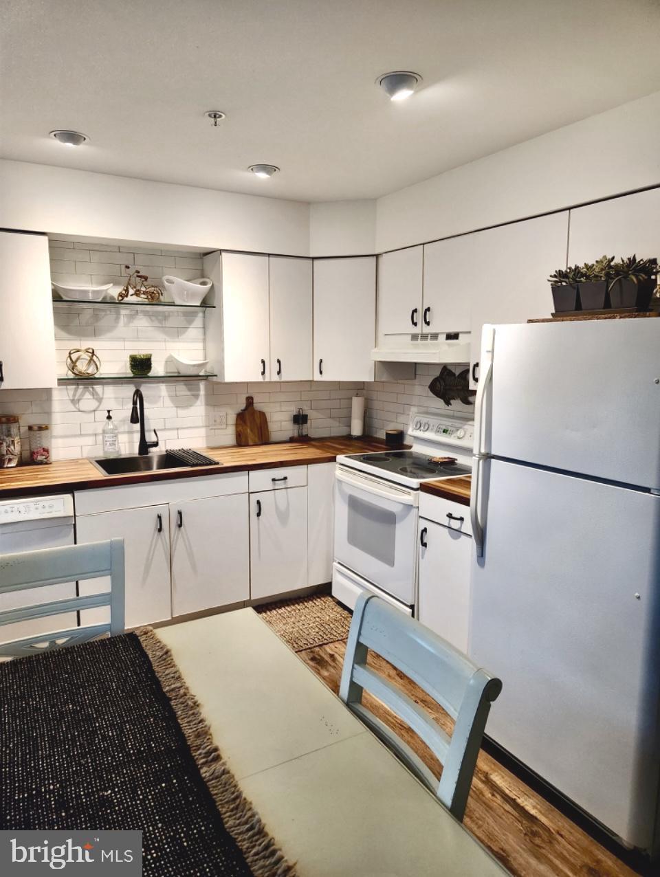 CAINE WOODS - Residential