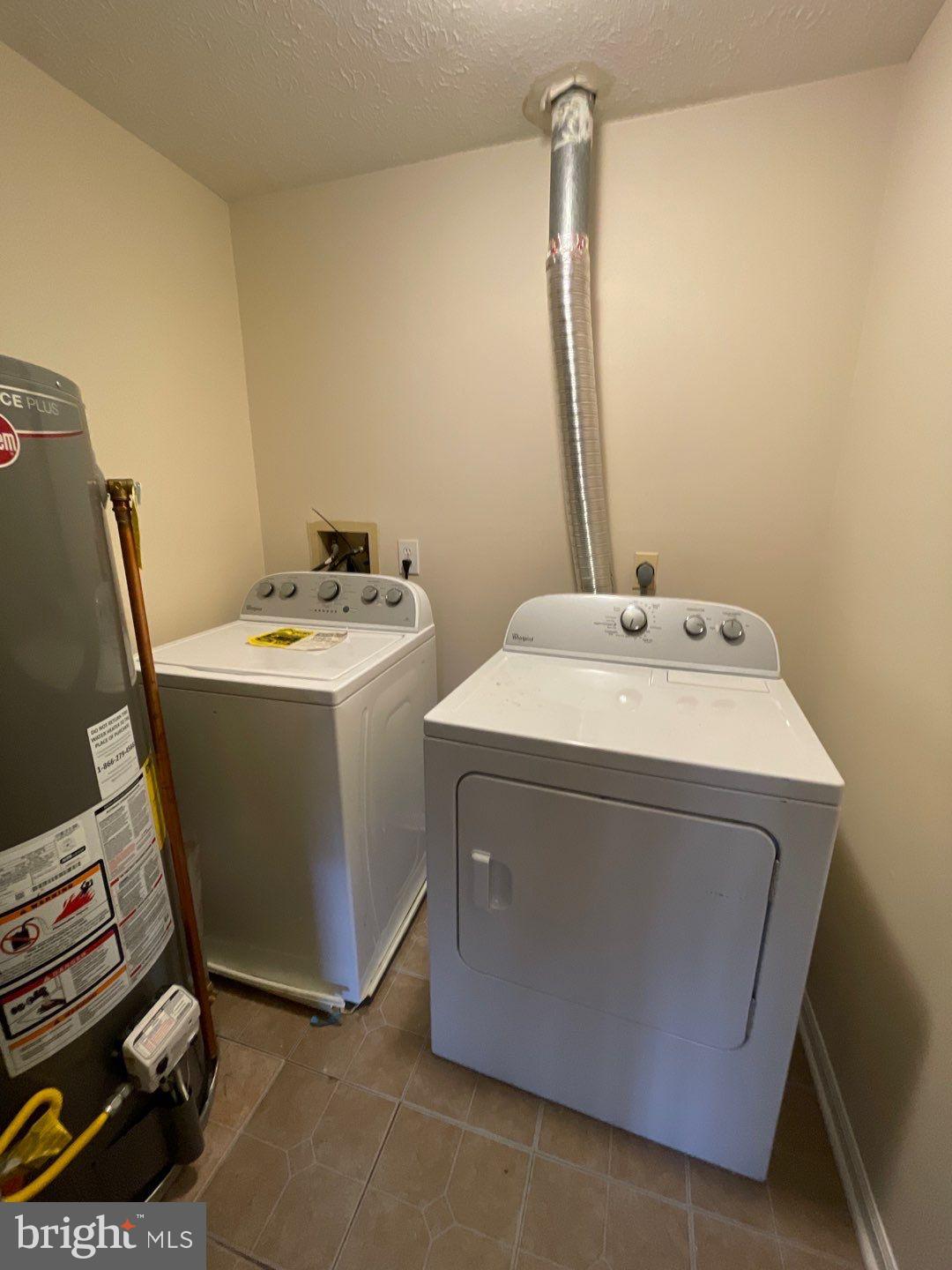 BANNEKER PLACE - Residential Lease