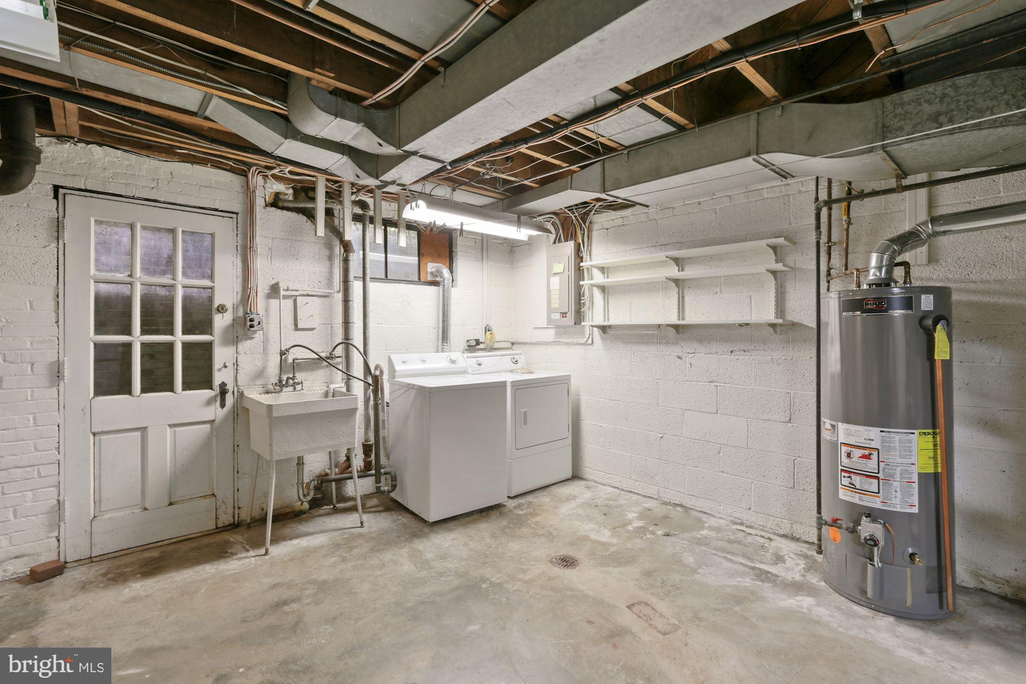 CHEVY CHASE VILLAGE - Residential