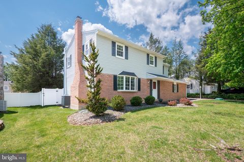 814 S HAYS STREET ALLENTOWN PA 18103