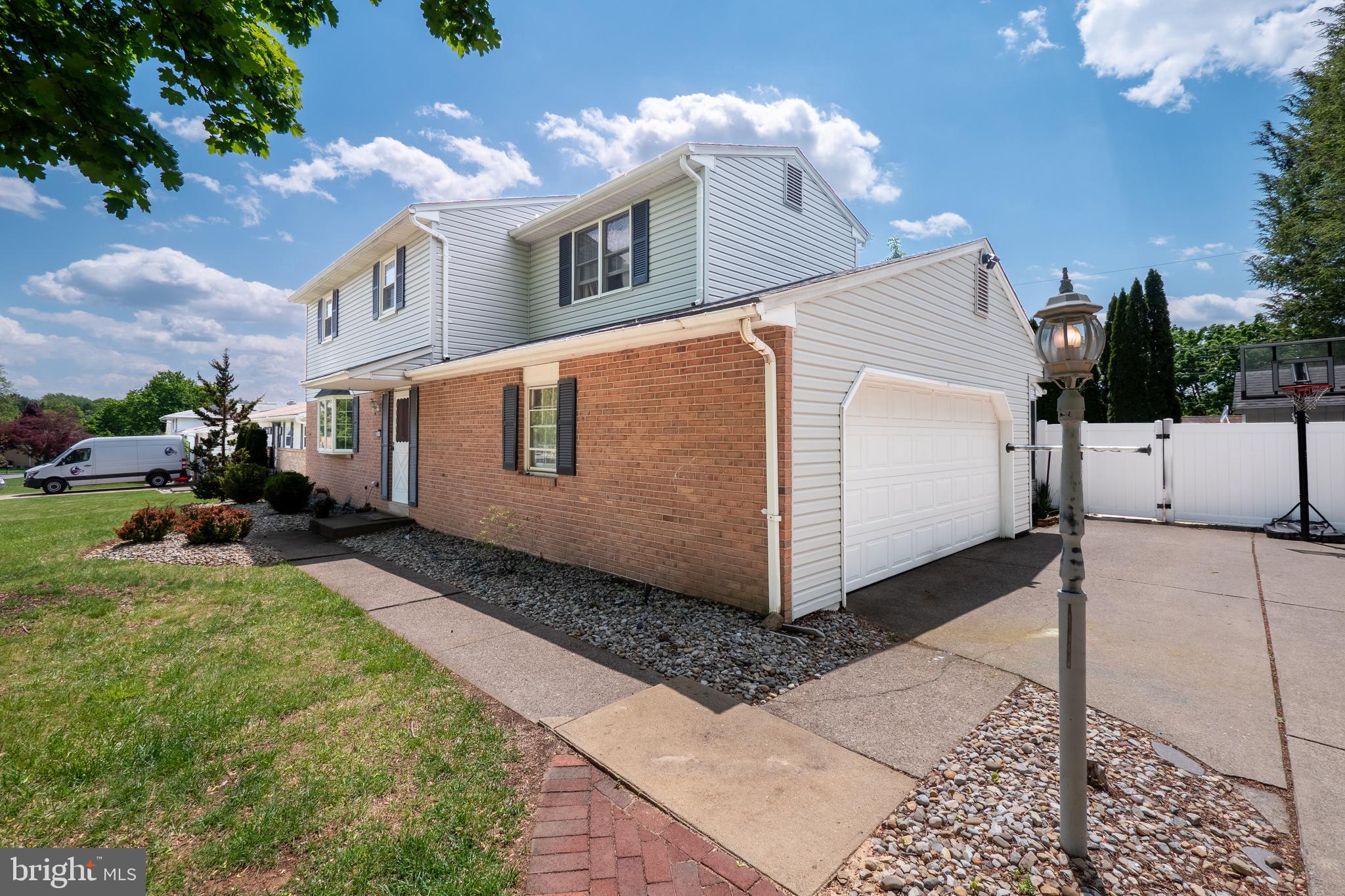 GREEN ACRES - Residential
