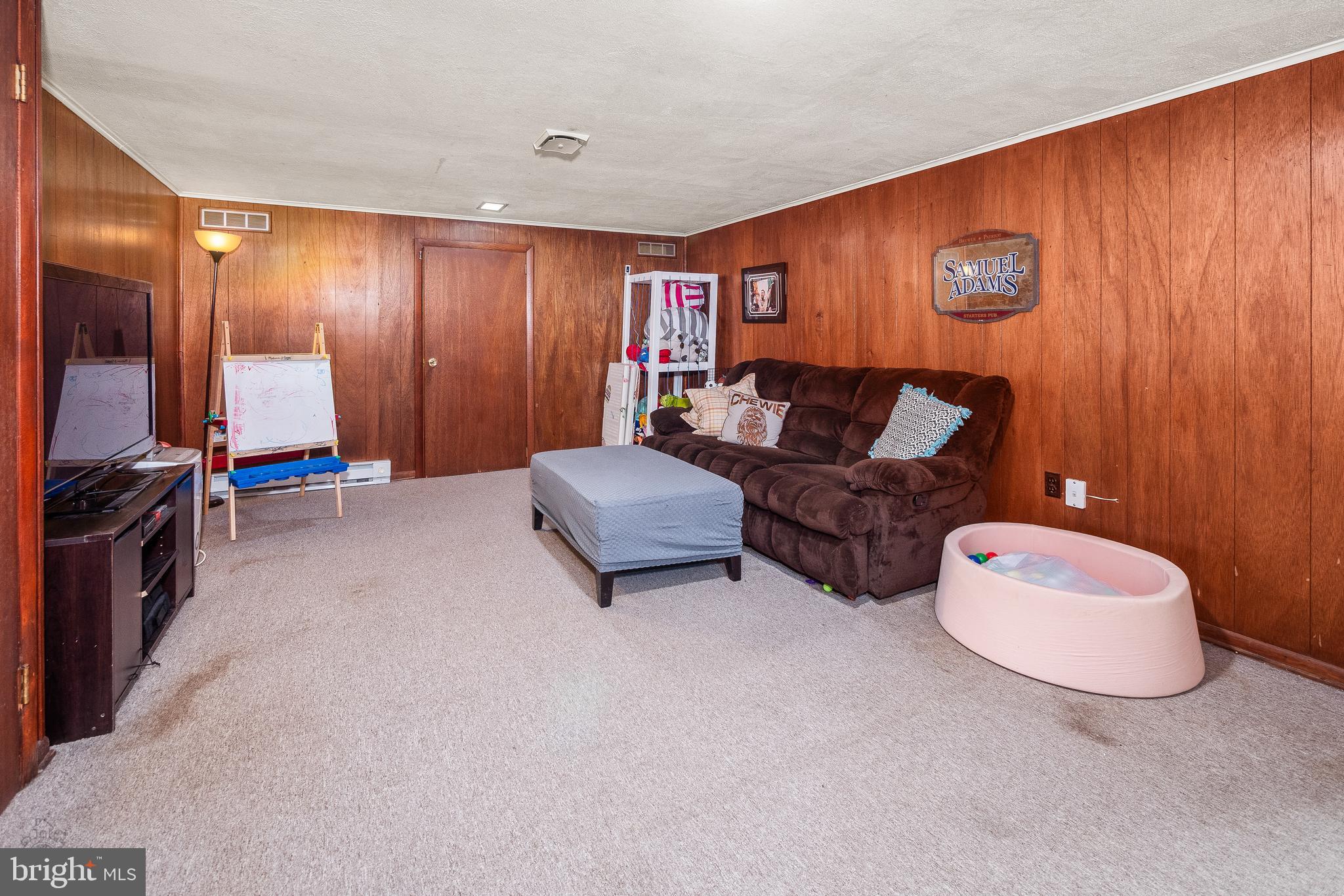 GREEN ACRES - Residential