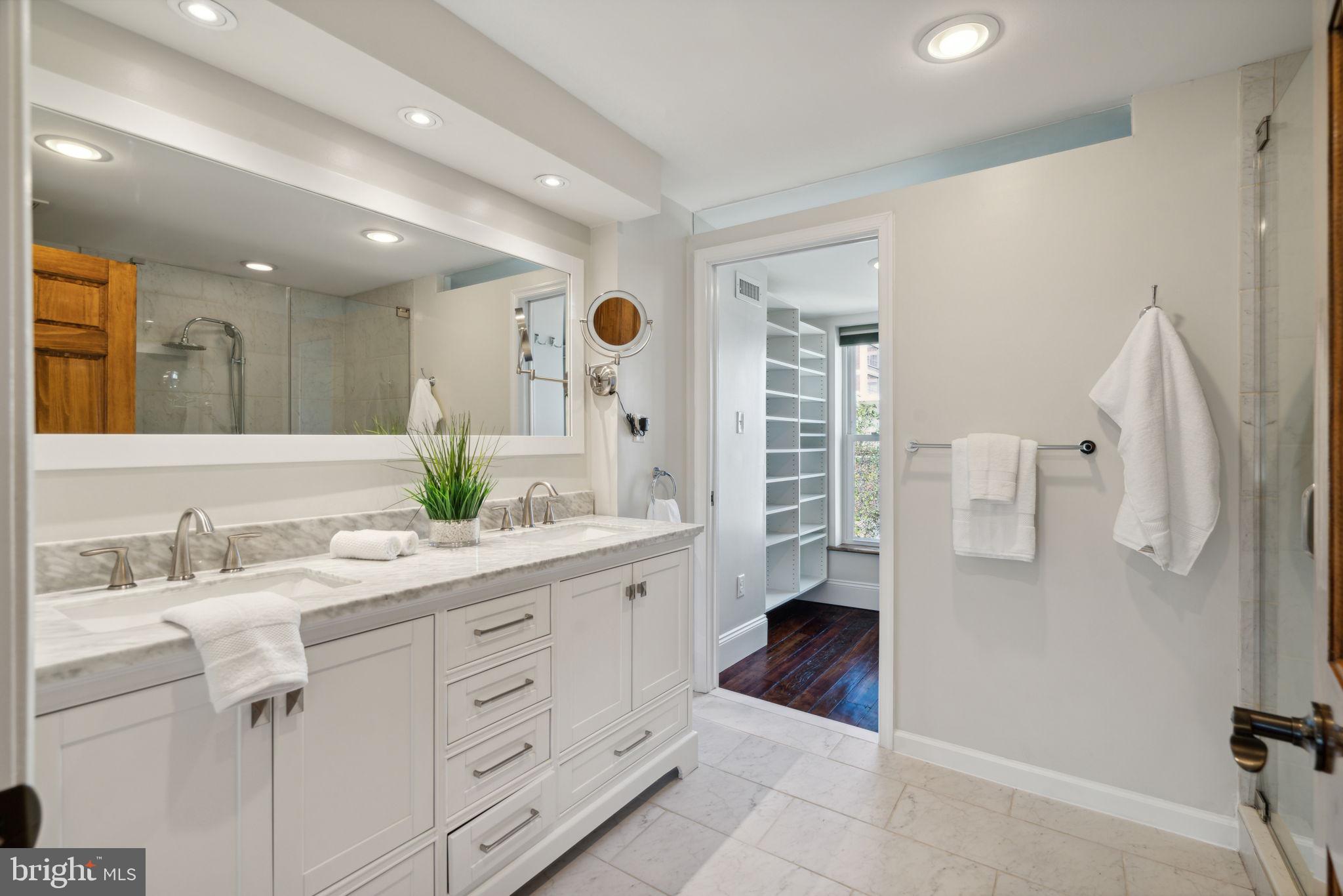 FITLER SQUARE - Residential