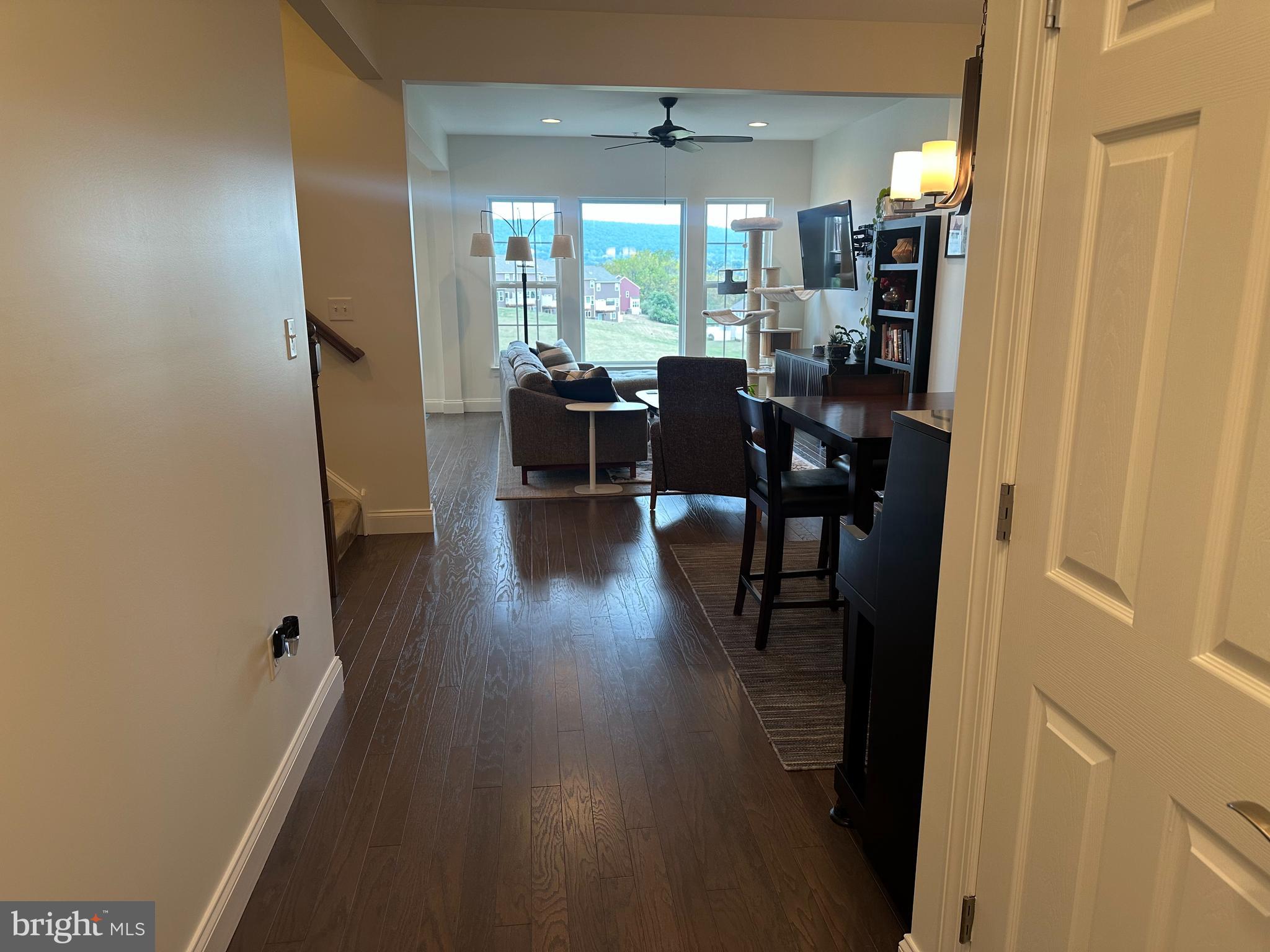 THE GATES - Residential