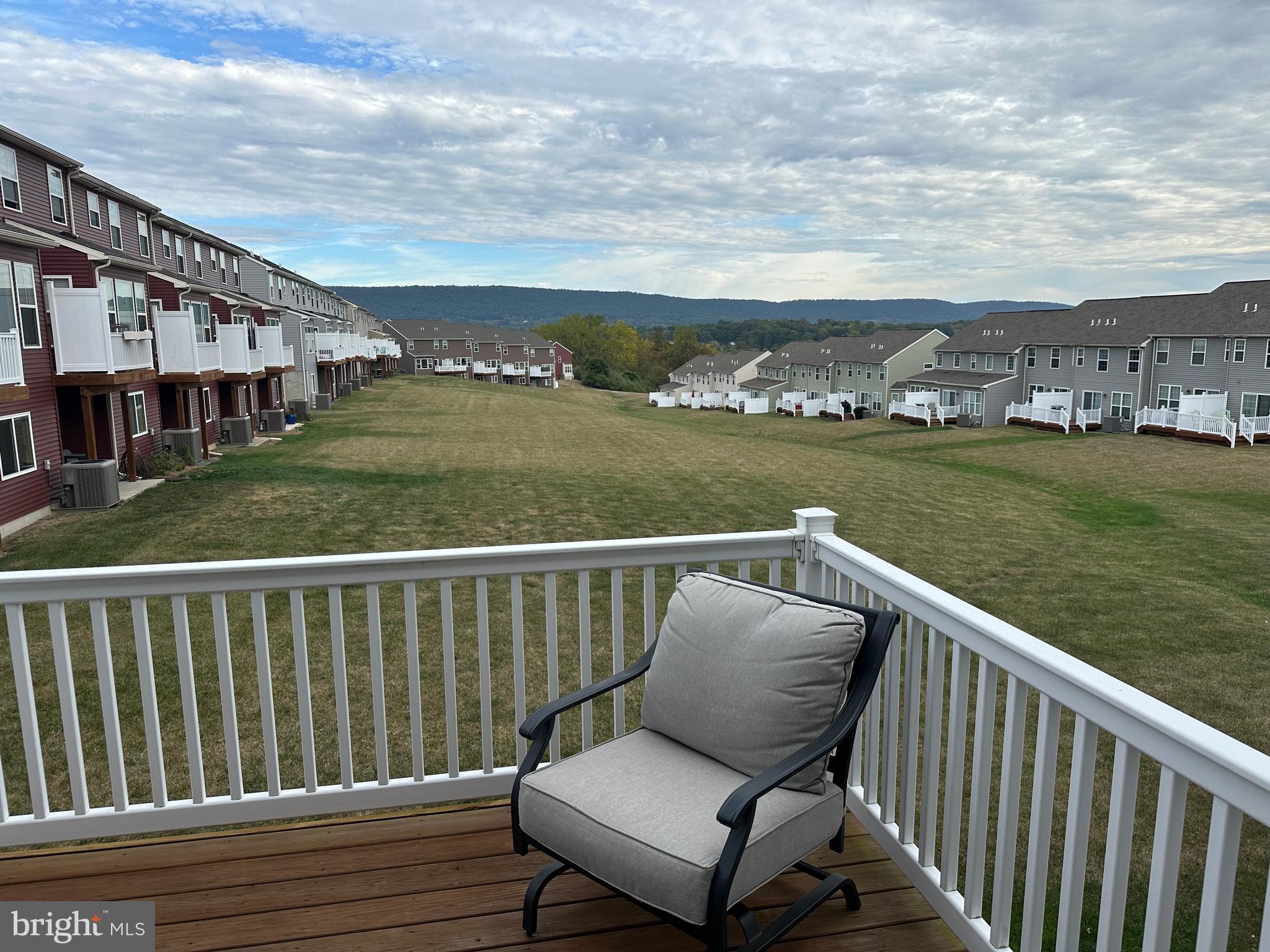 THE GATES - Residential