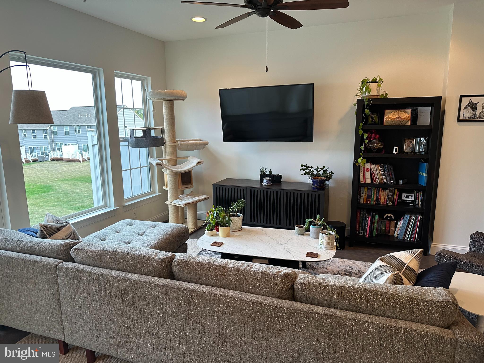 THE GATES - Residential