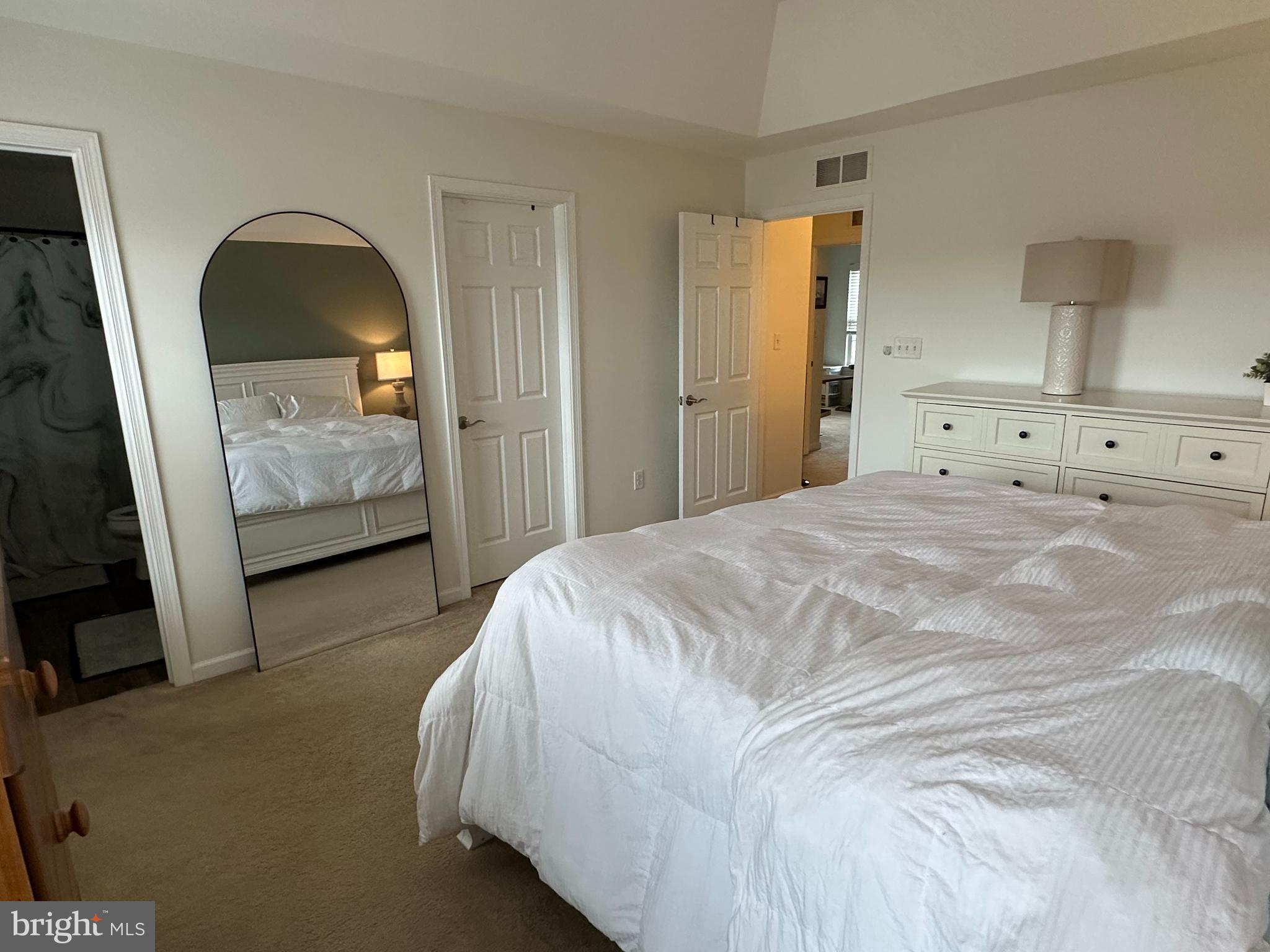 THE GATES - Residential