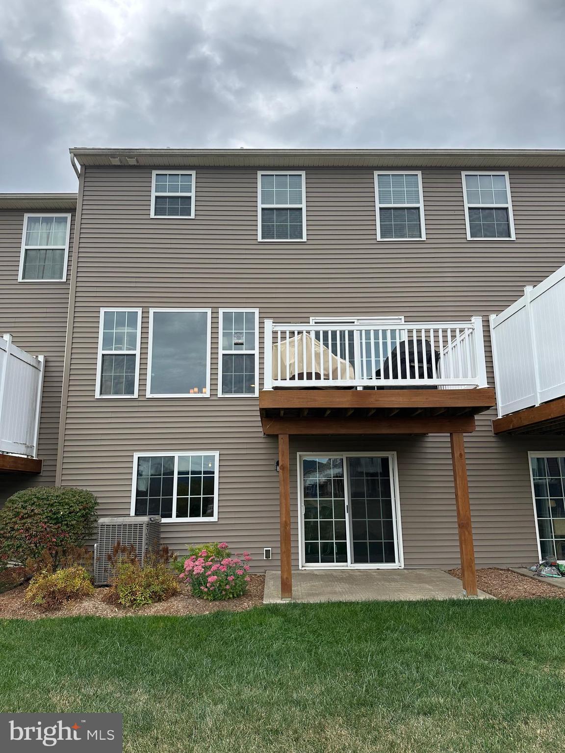 THE GATES - Residential