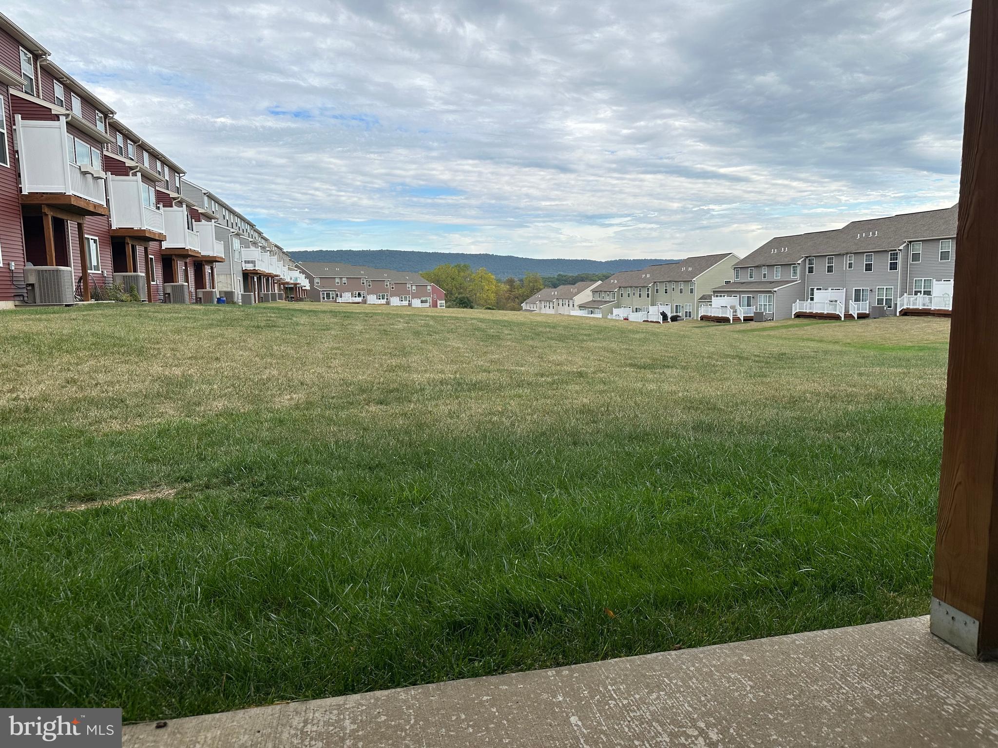 THE GATES - Residential