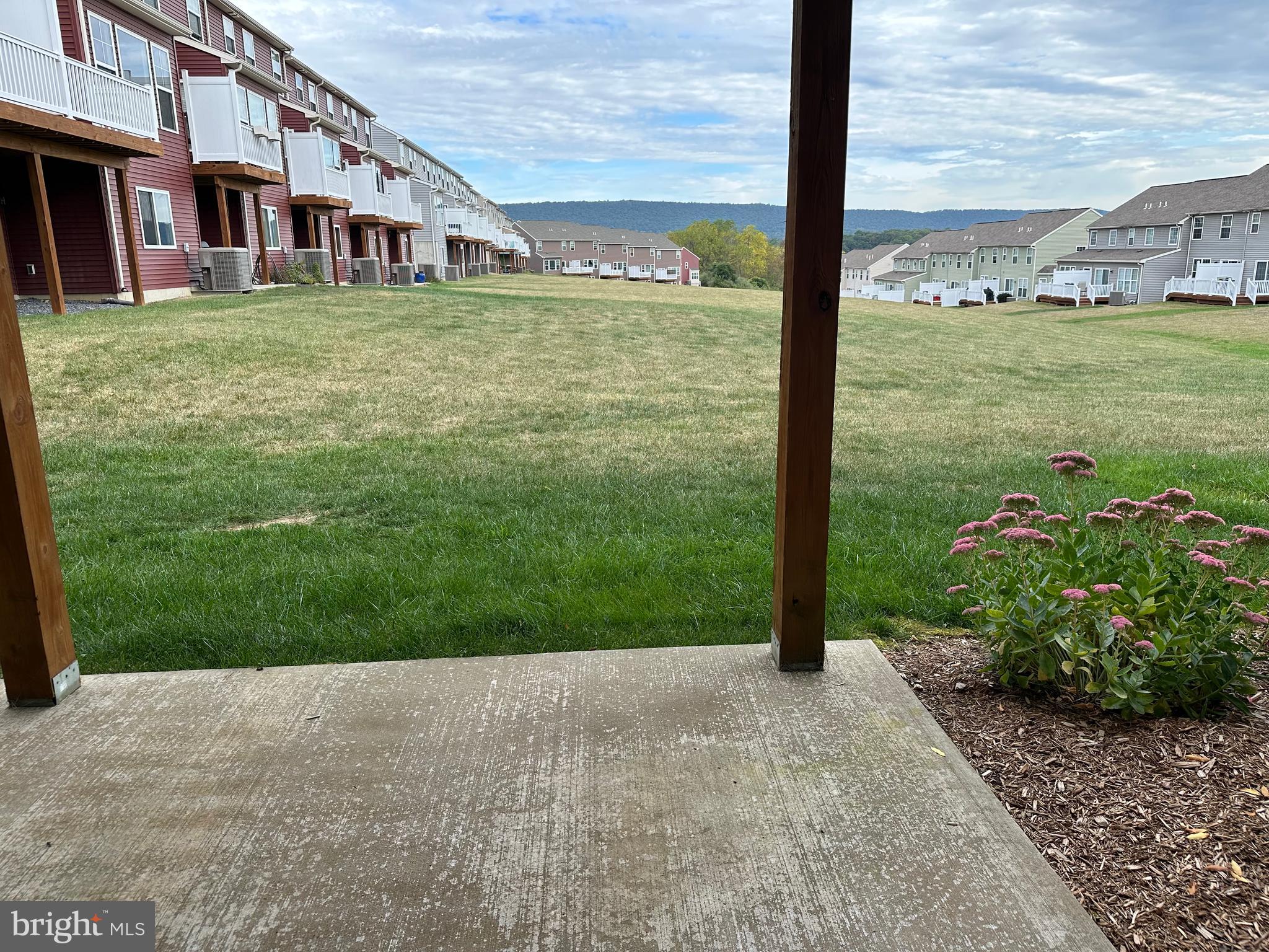 THE GATES - Residential