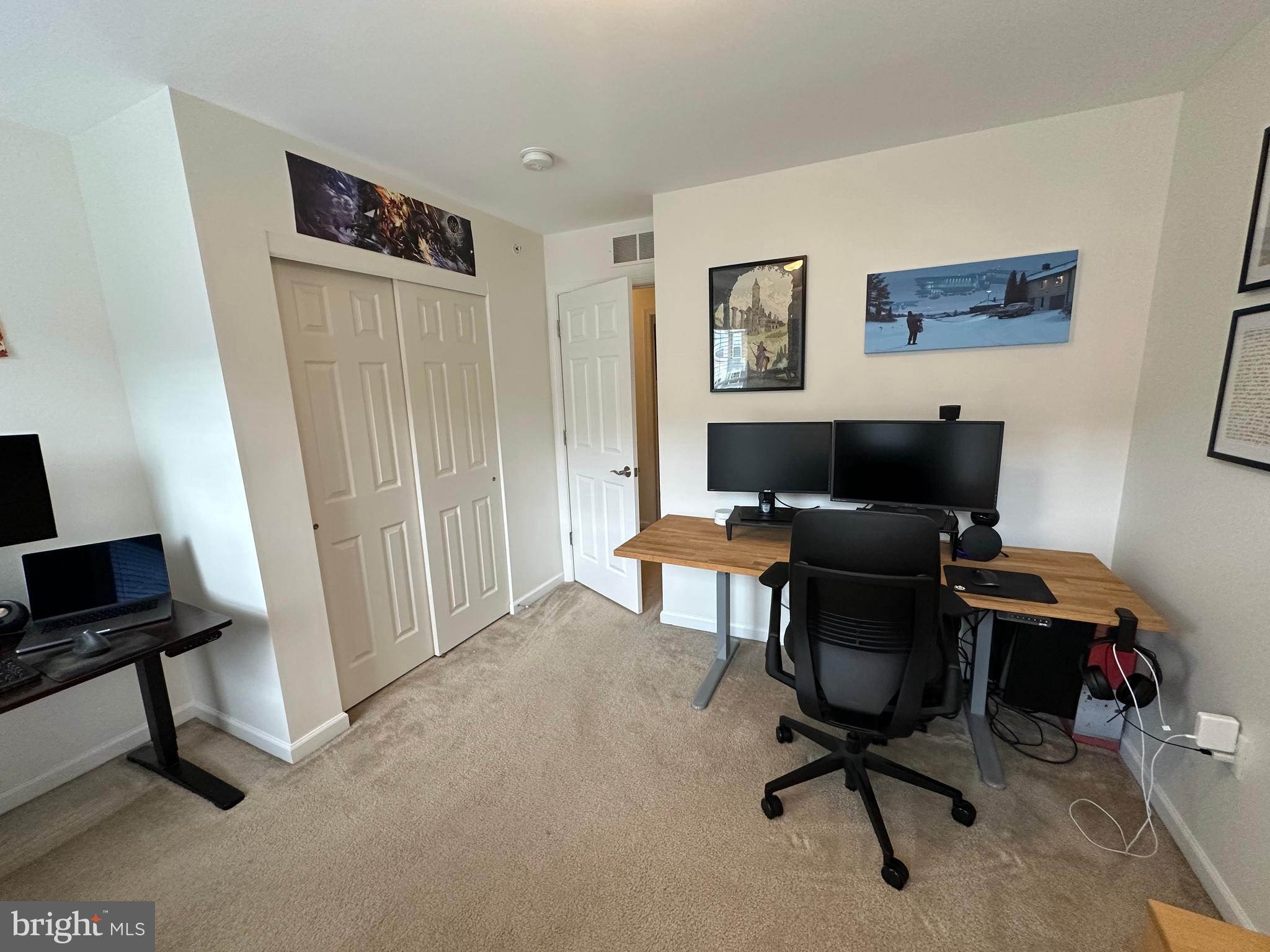 THE GATES - Residential