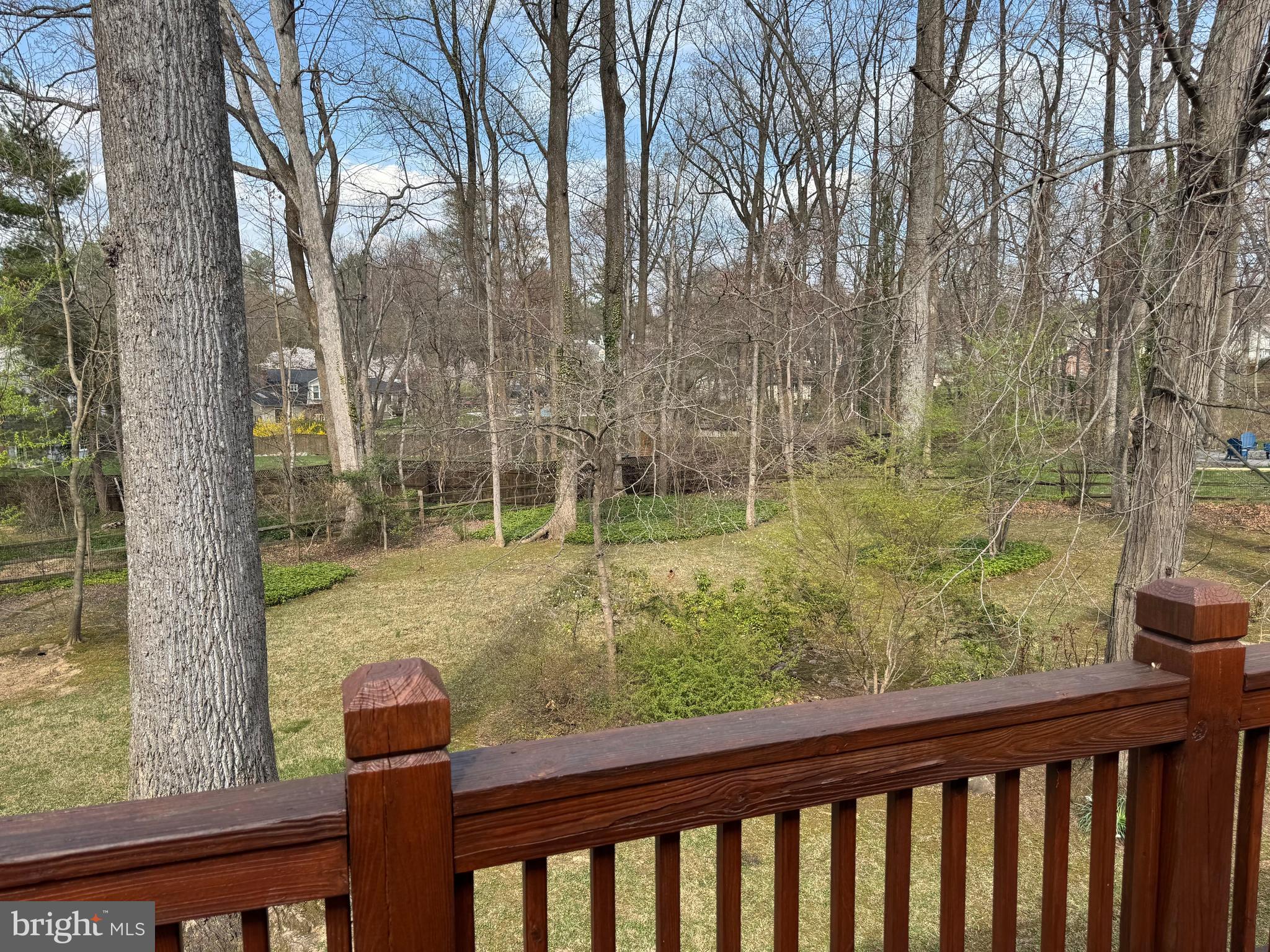 WILLIAMSBURG VILLAGE - Residential