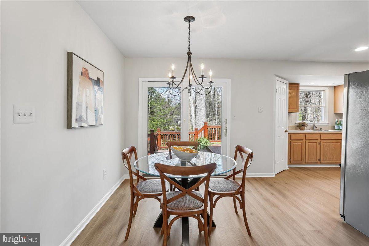 WILLIAMSBURG VILLAGE - Residential