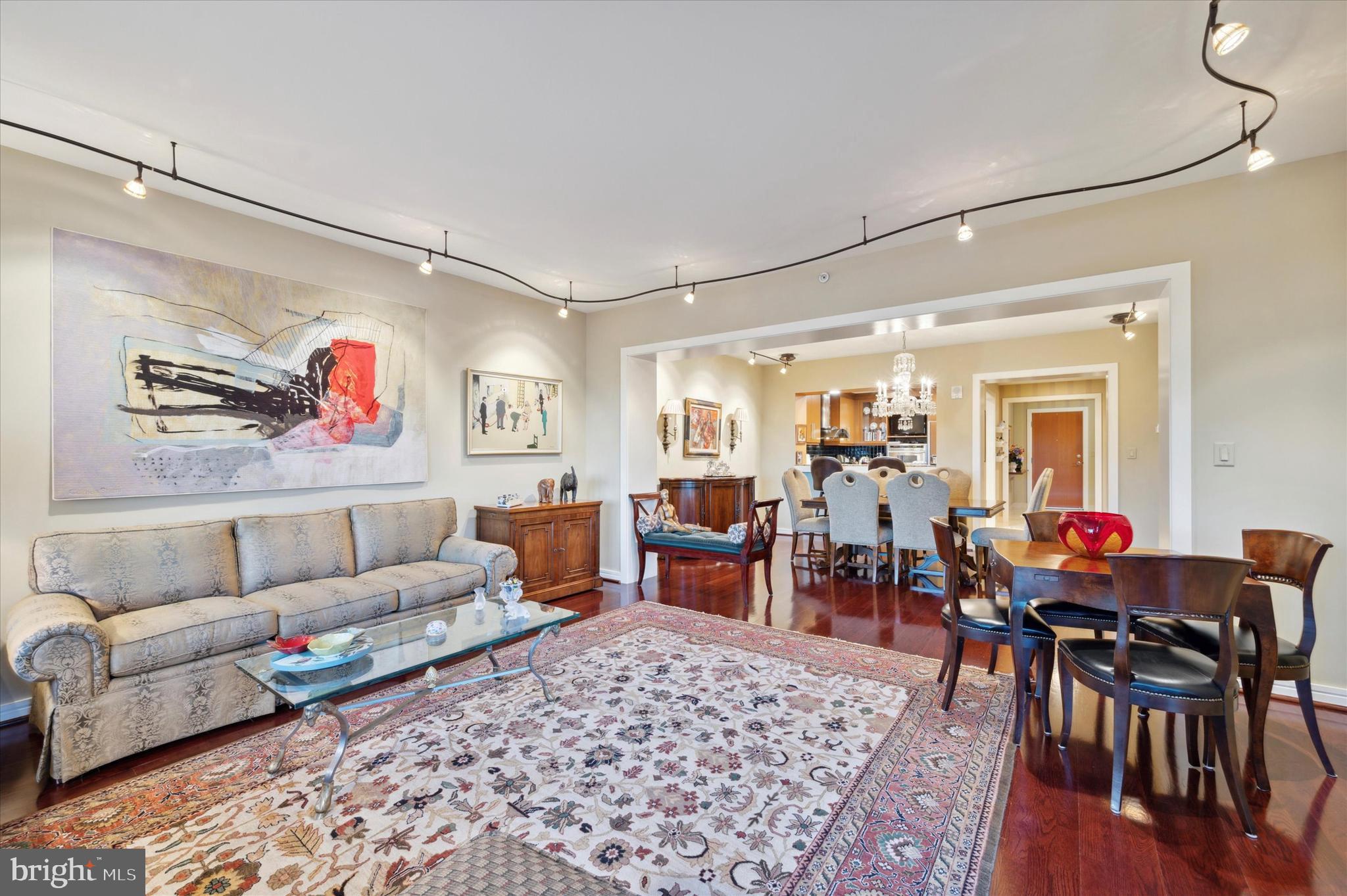 CORINTHIAN - Residential