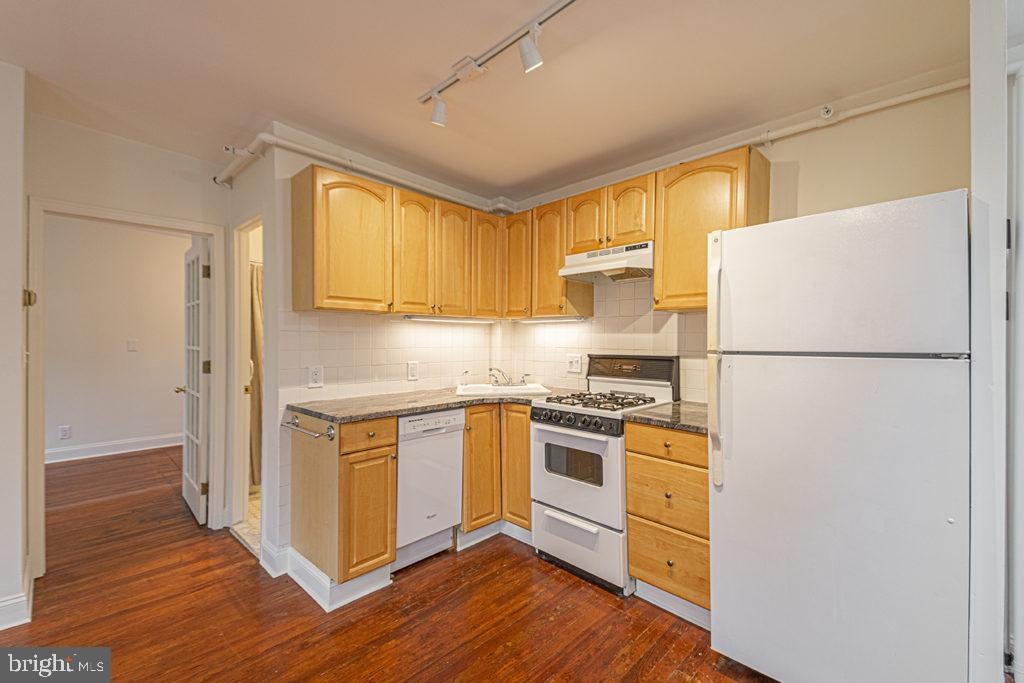 403 S 23RD STREET