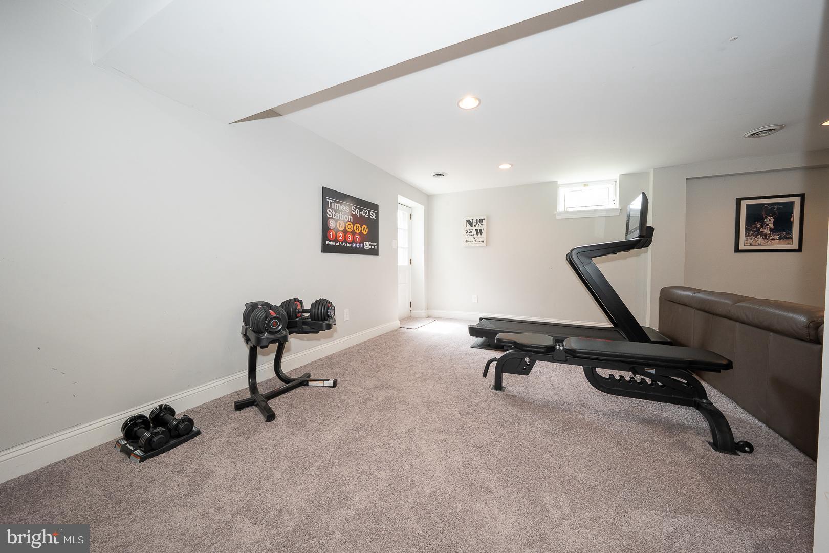 FOX FIELDS - Residential