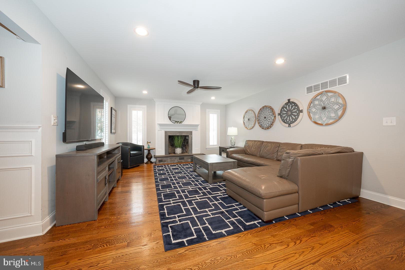 FOX FIELDS - Residential