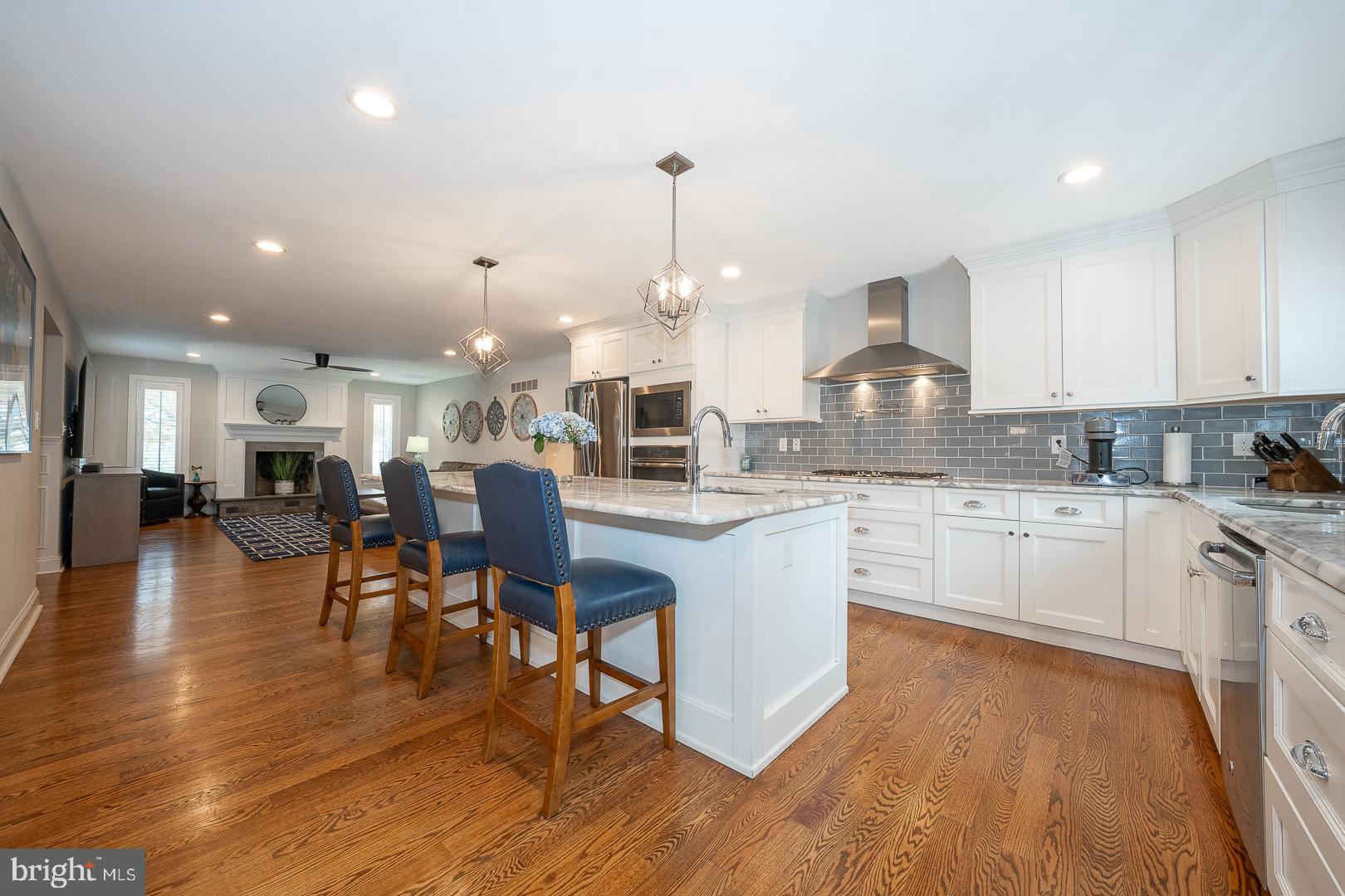 FOX FIELDS - Residential