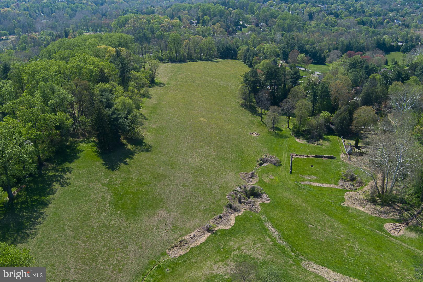 FOX FIELDS - Residential