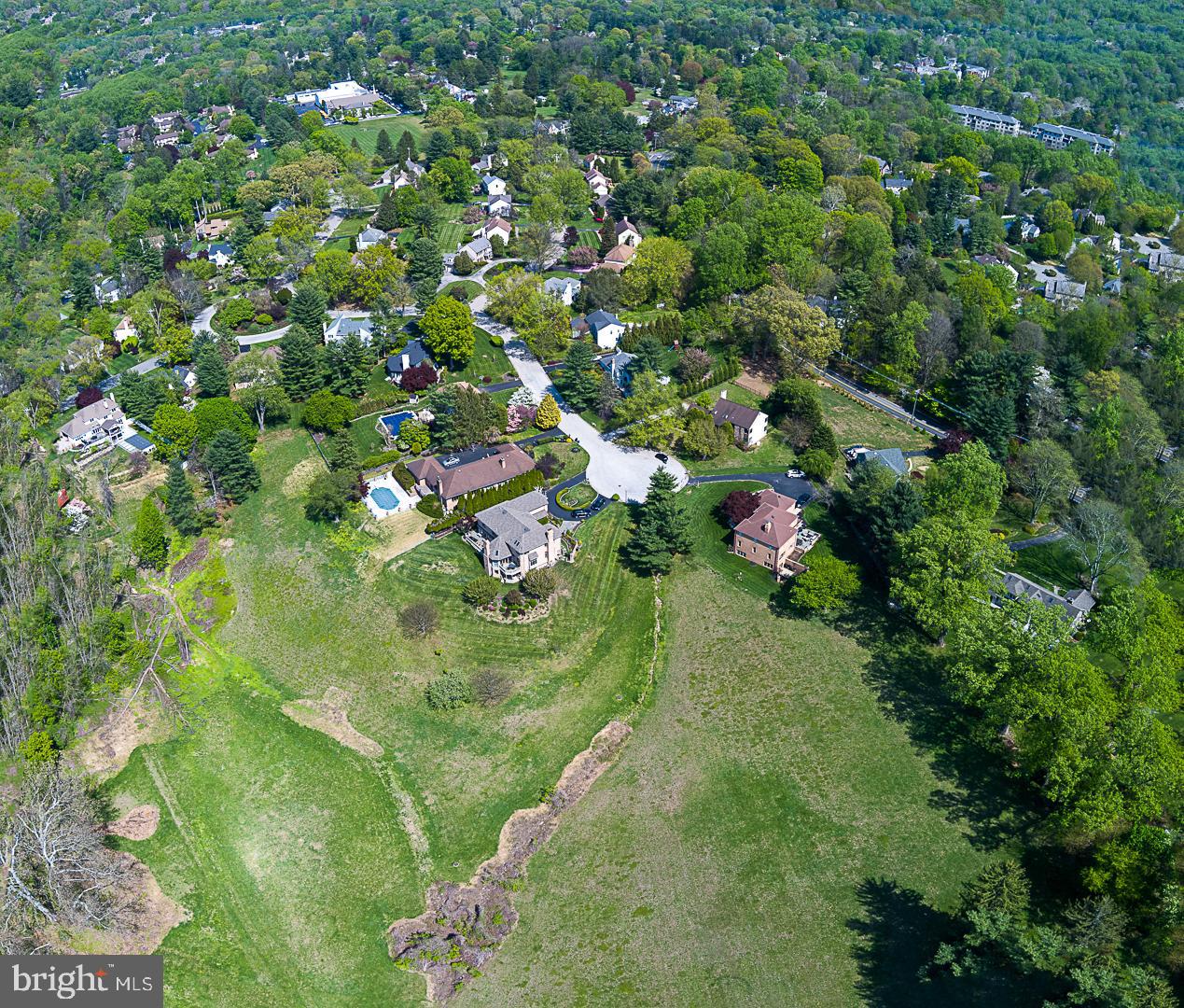 FOX FIELDS - Residential