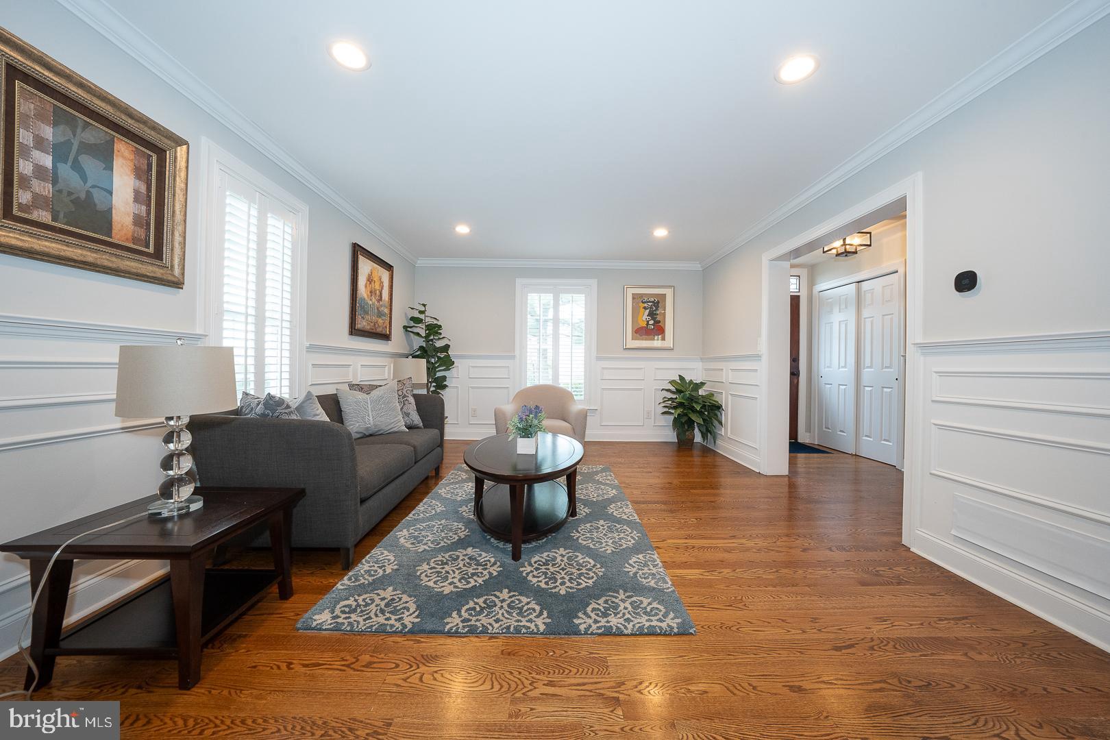 FOX FIELDS - Residential