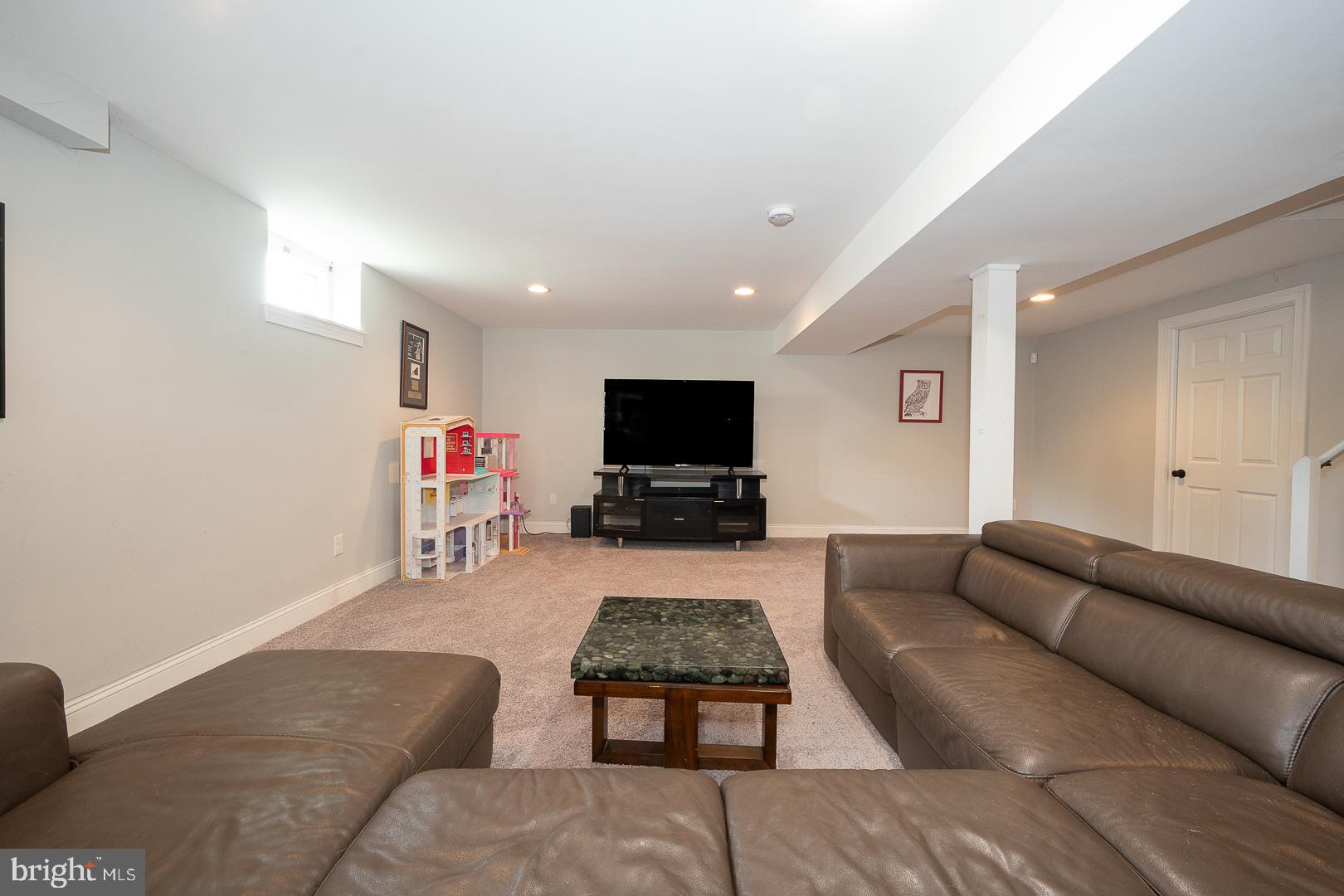 FOX FIELDS - Residential