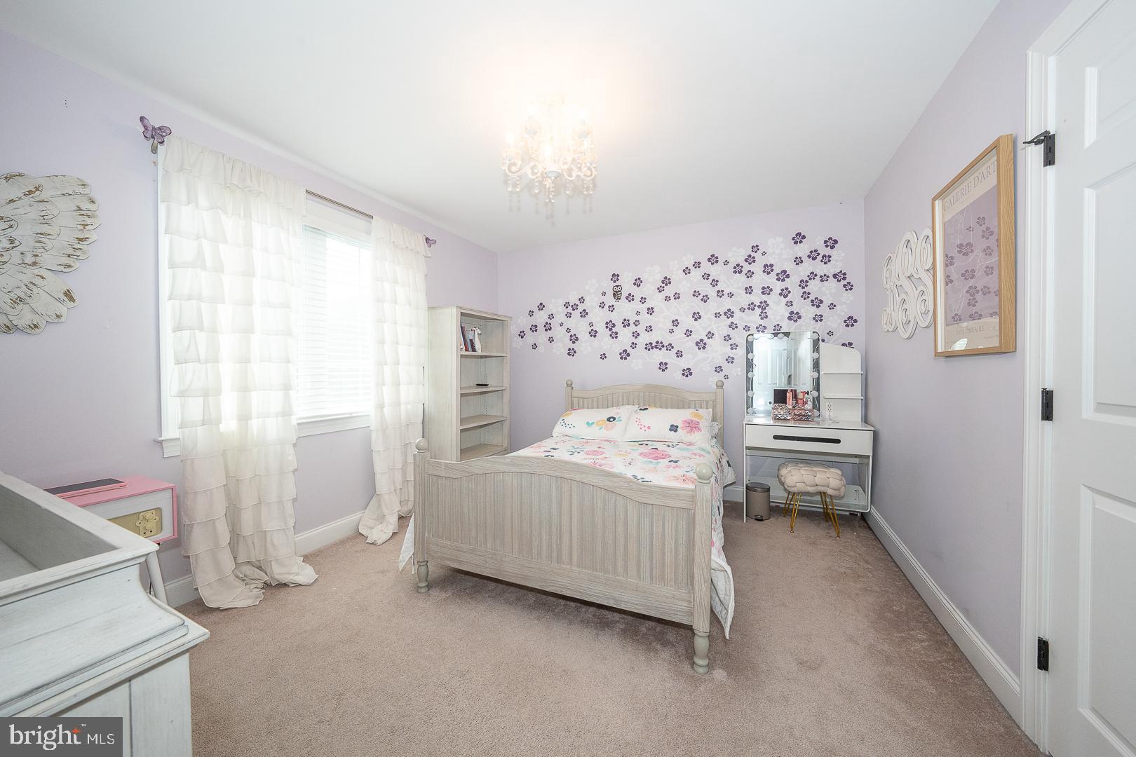 FOX FIELDS - Residential