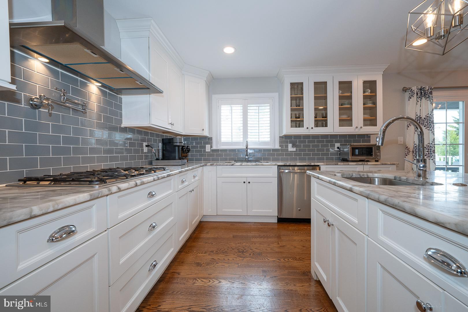 FOX FIELDS - Residential