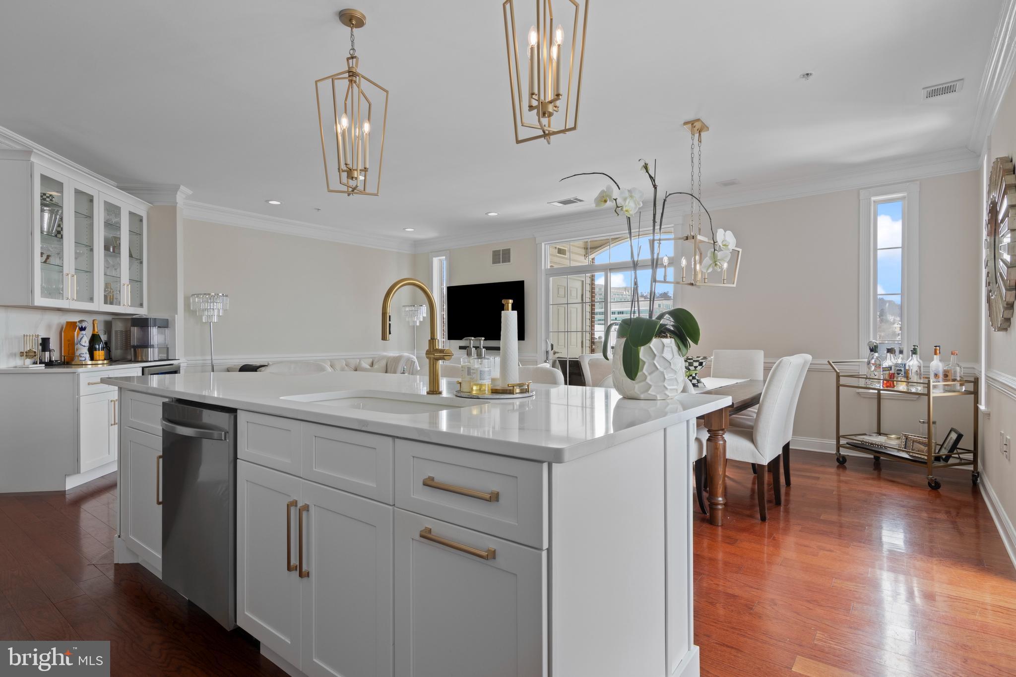 CONSHOHOCKEN - Residential