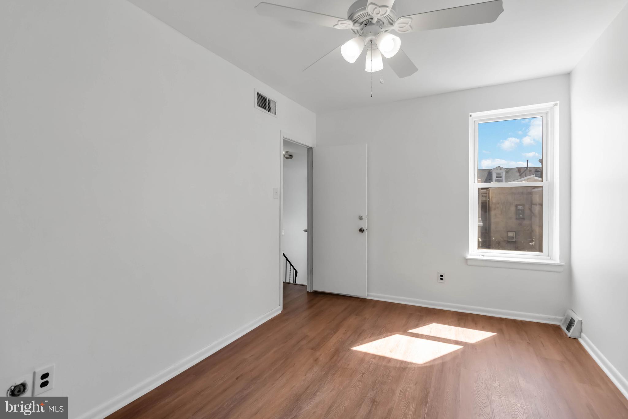 POPLAR - Residential