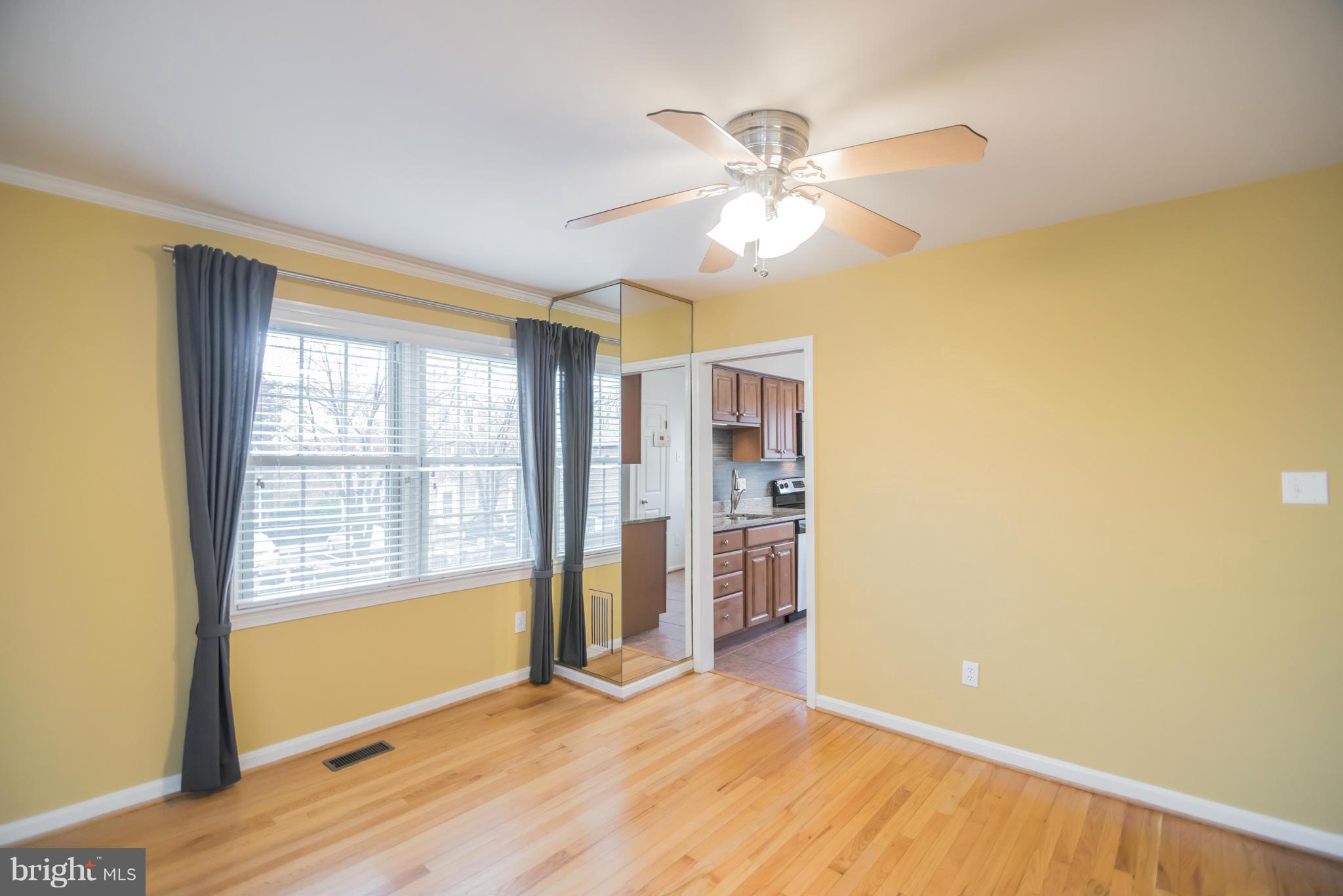 VERNON SQUARE - Residential