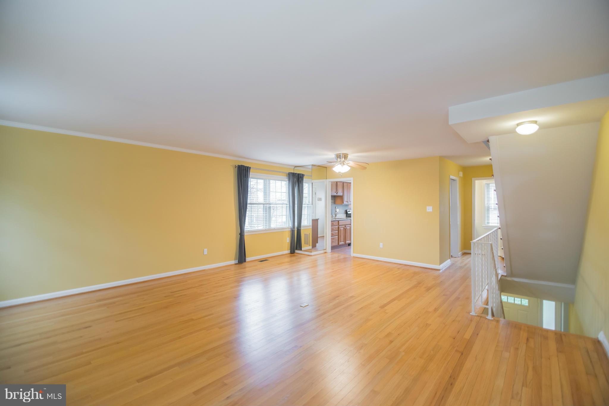 VERNON SQUARE - Residential