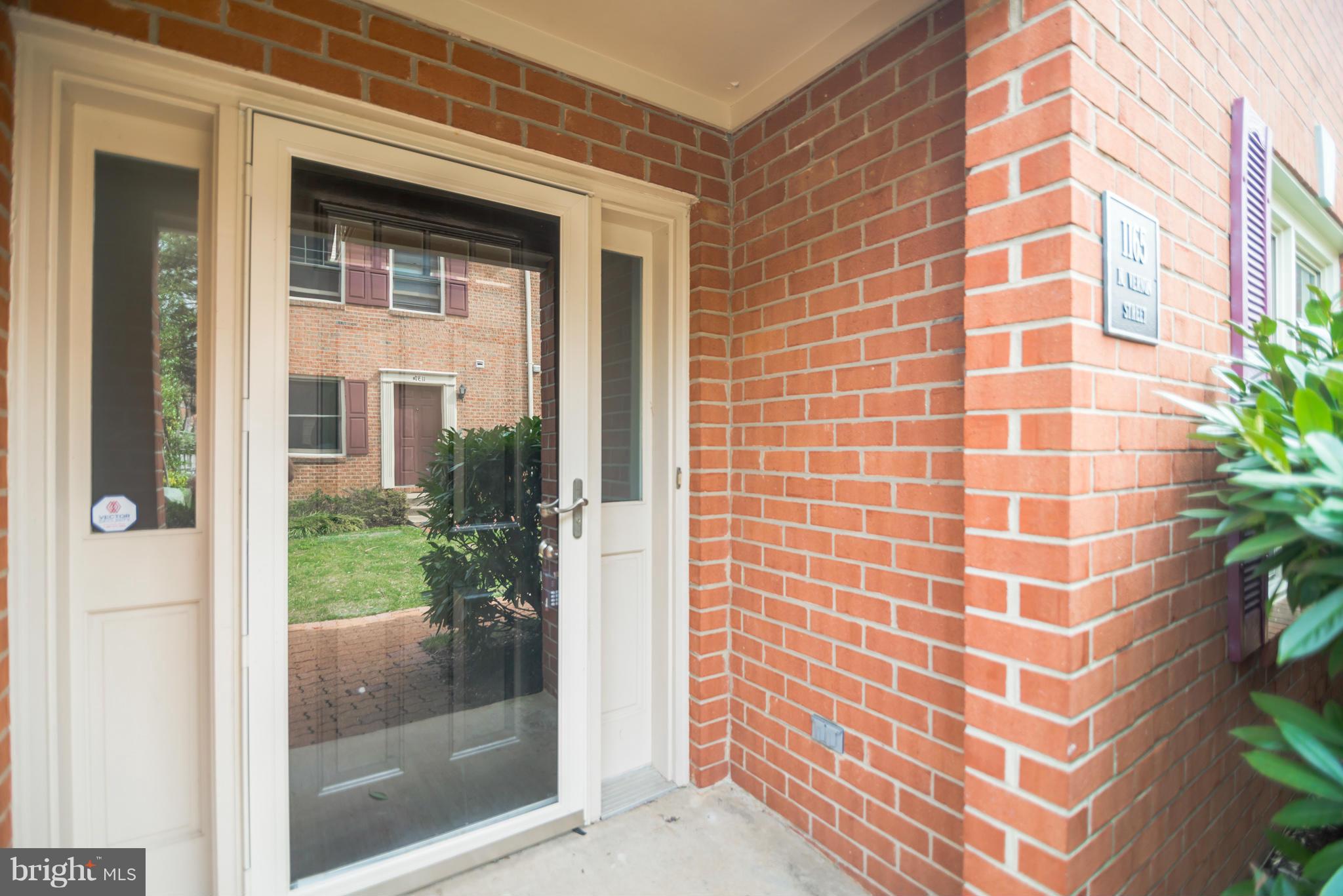 VERNON SQUARE - Residential