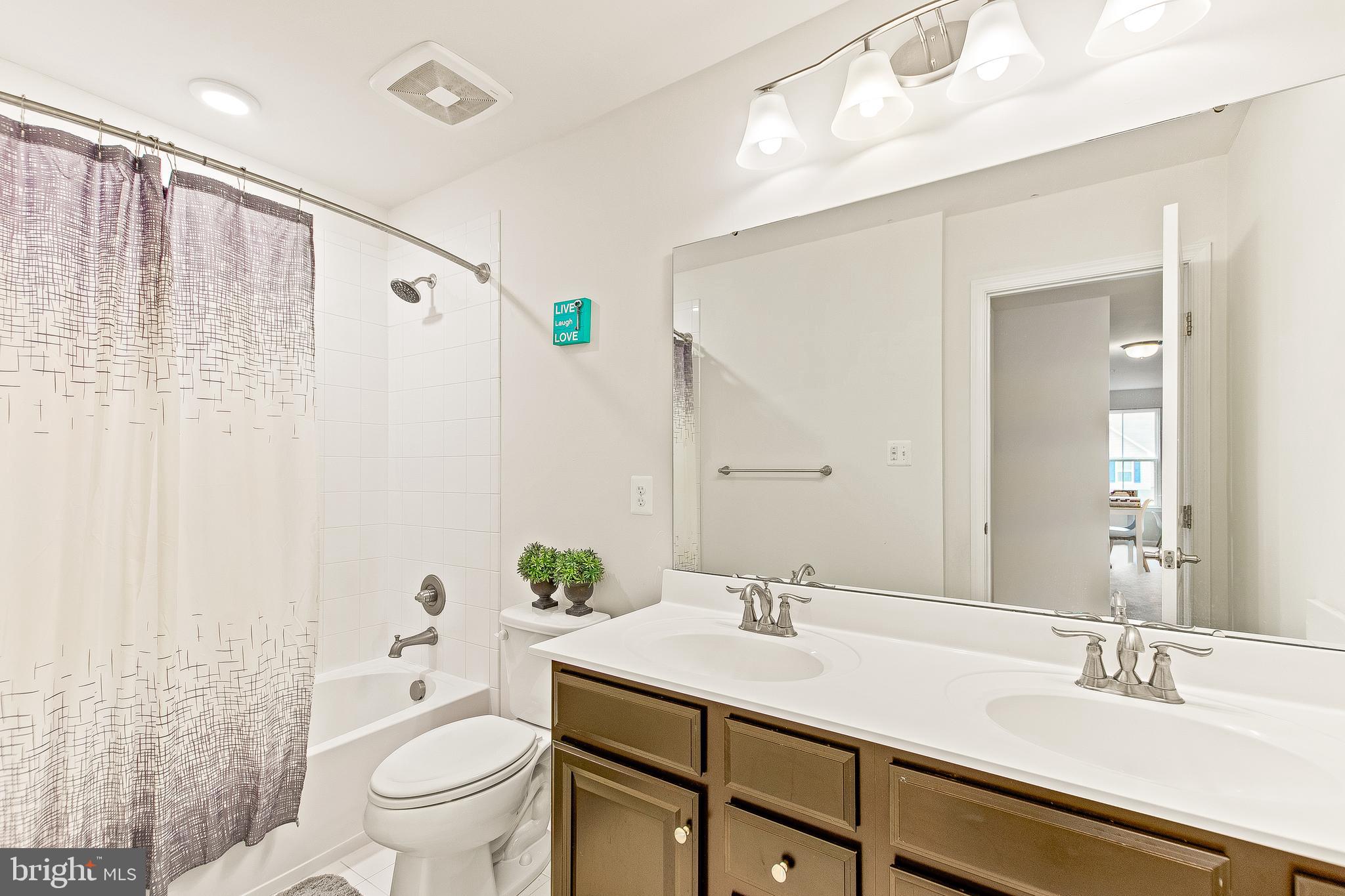 BROOKWOOD ESTATES - Residential