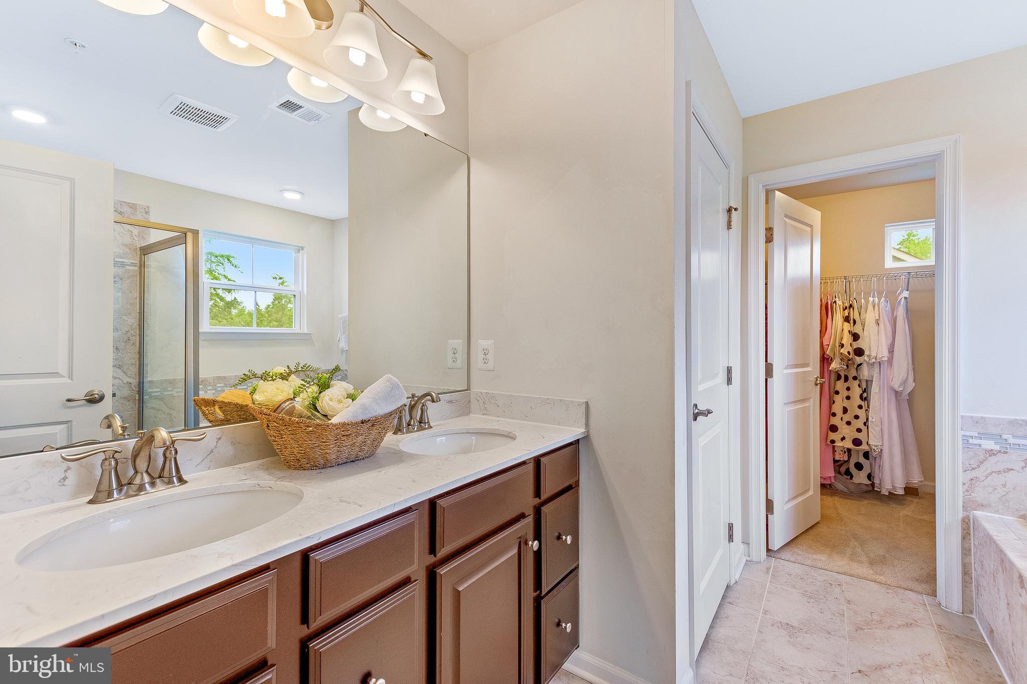 BROOKWOOD ESTATES - Residential